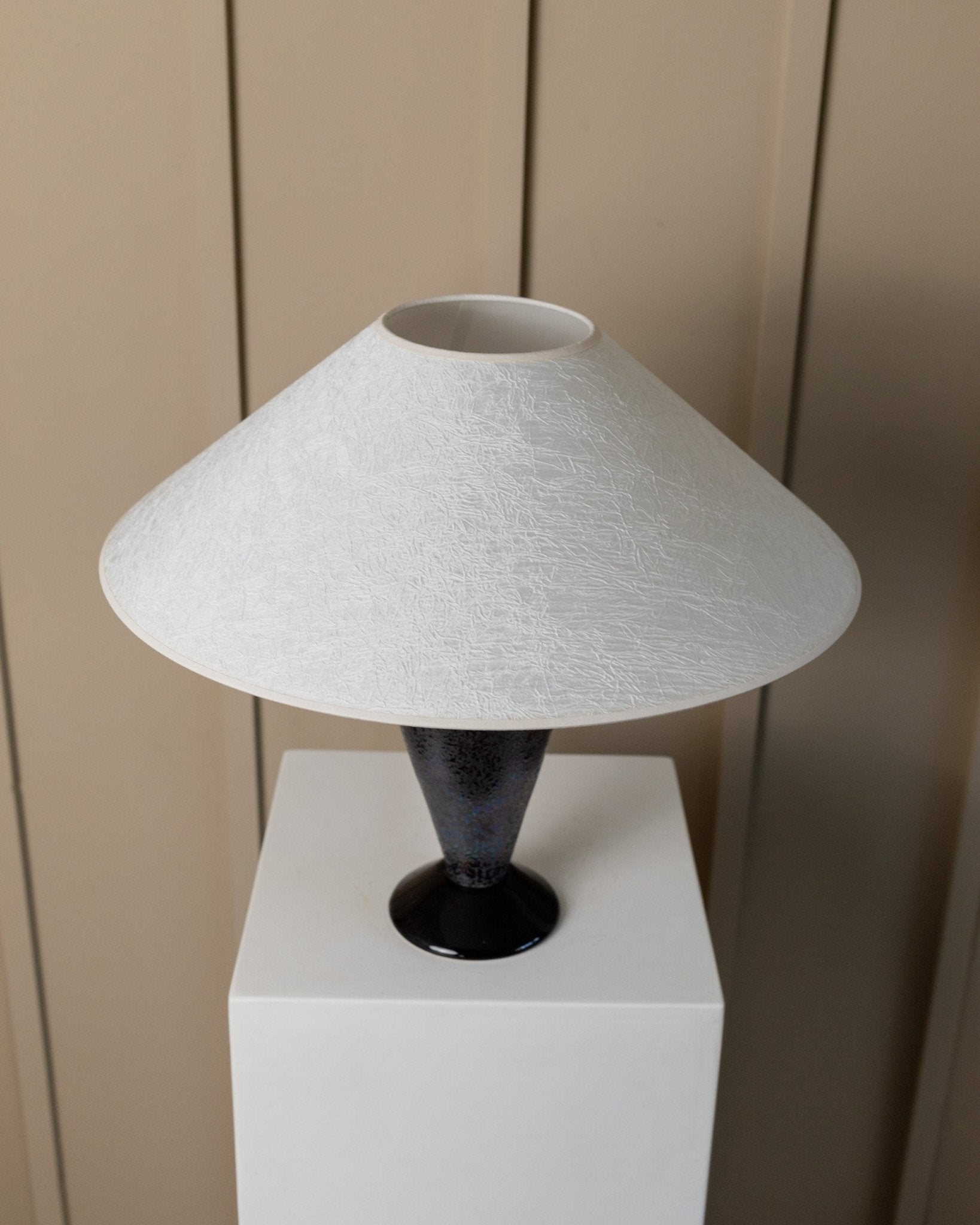 Vintage ceramic table lamp with silk shade - Italy 70s, handmade, Hollywood Regency style - retro bedside lamp, gift idea - Bottega Jacobs