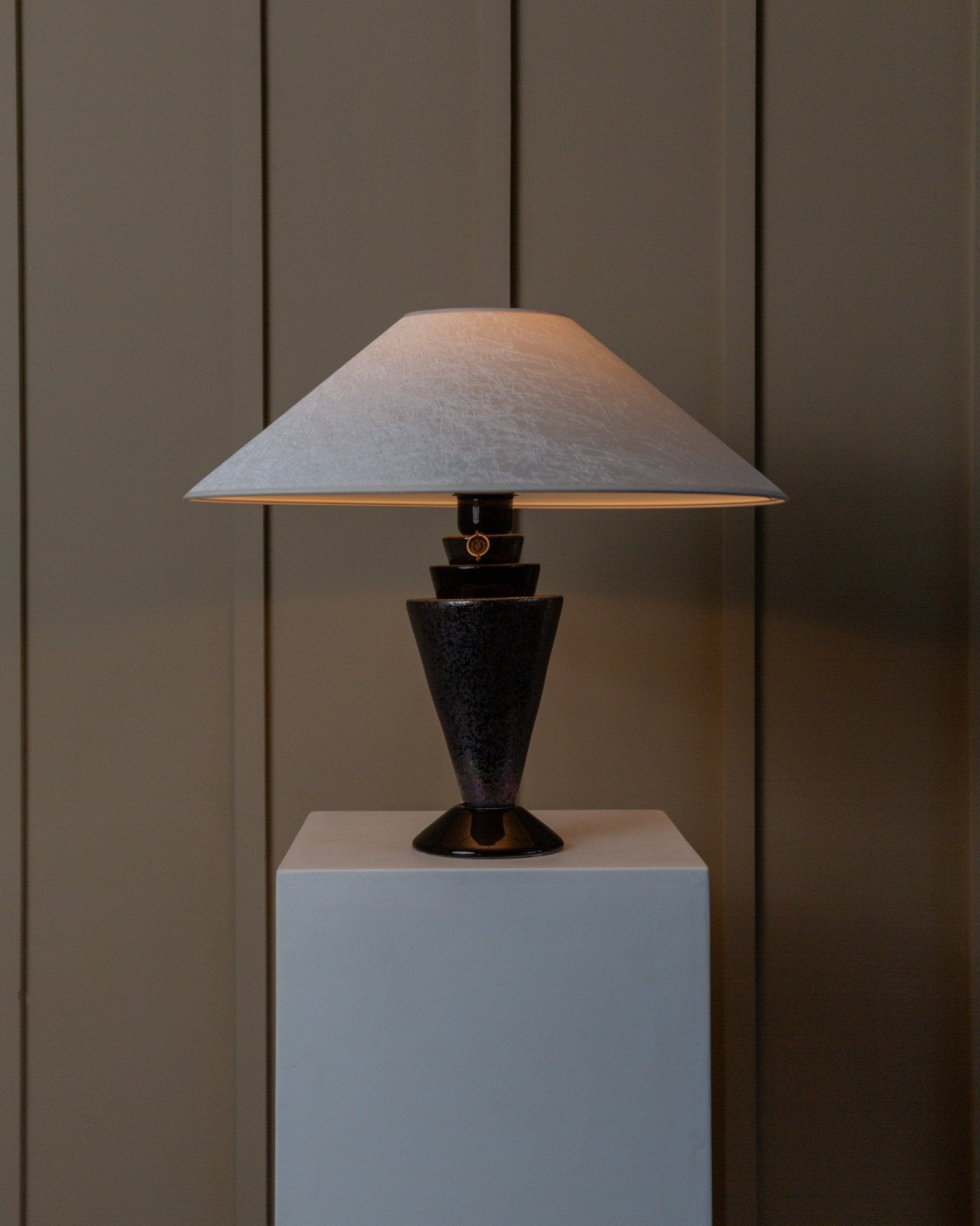 Vintage ceramic table lamp with silk shade - Italy 70s, handmade, Hollywood Regency style - retro bedside lamp, gift idea - Bottega Jacobs