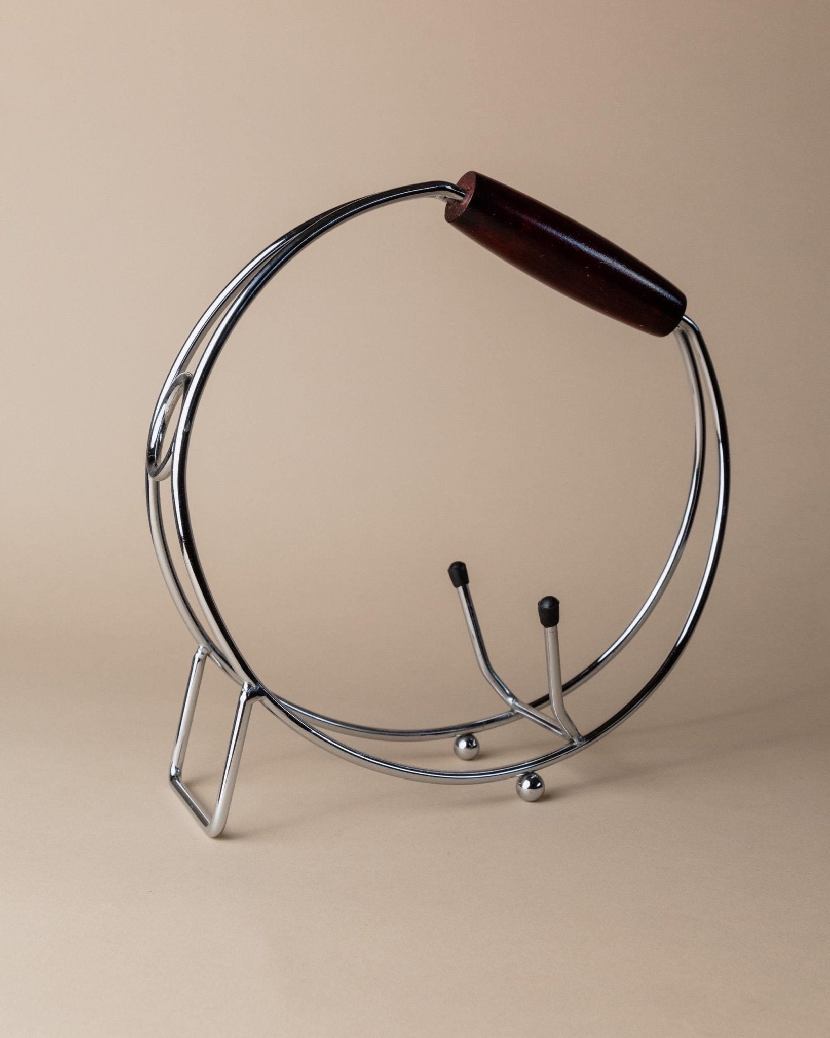 Vintage Chrome Bottle Holder with Wood Handle - Timeless Ring Design, Wine Storage - Space Age Italy 1980s - Elegant Table Decor, Gift Idea_Bottega Jacobs