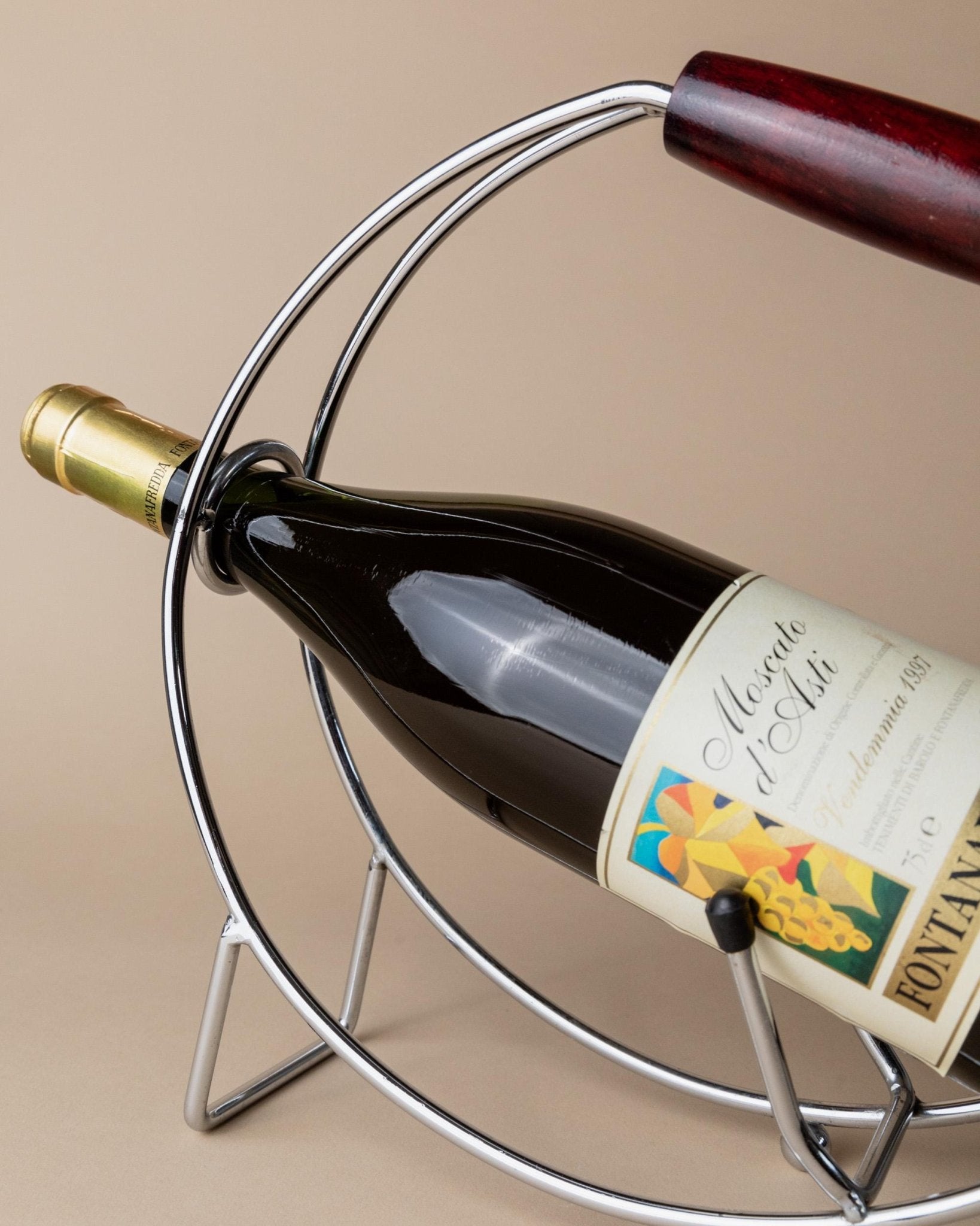 Vintage Chrome Bottle Holder with Wood Handle - Timeless Ring Design, Wine Storage - Space Age Italy 1980s - Elegant Table Decor, Gift Idea_Bottega Jacobs