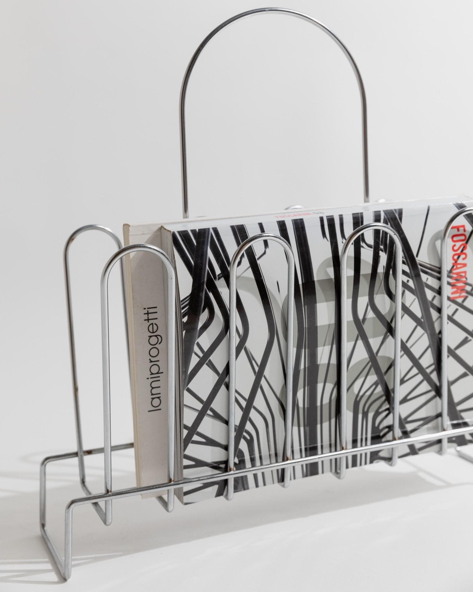 Vintage Chrome Magazine Rack Metal - Space Age Design 1970s - Decorative storage for magazines and books - Retro gift idea elegant_Bottega Jacobs