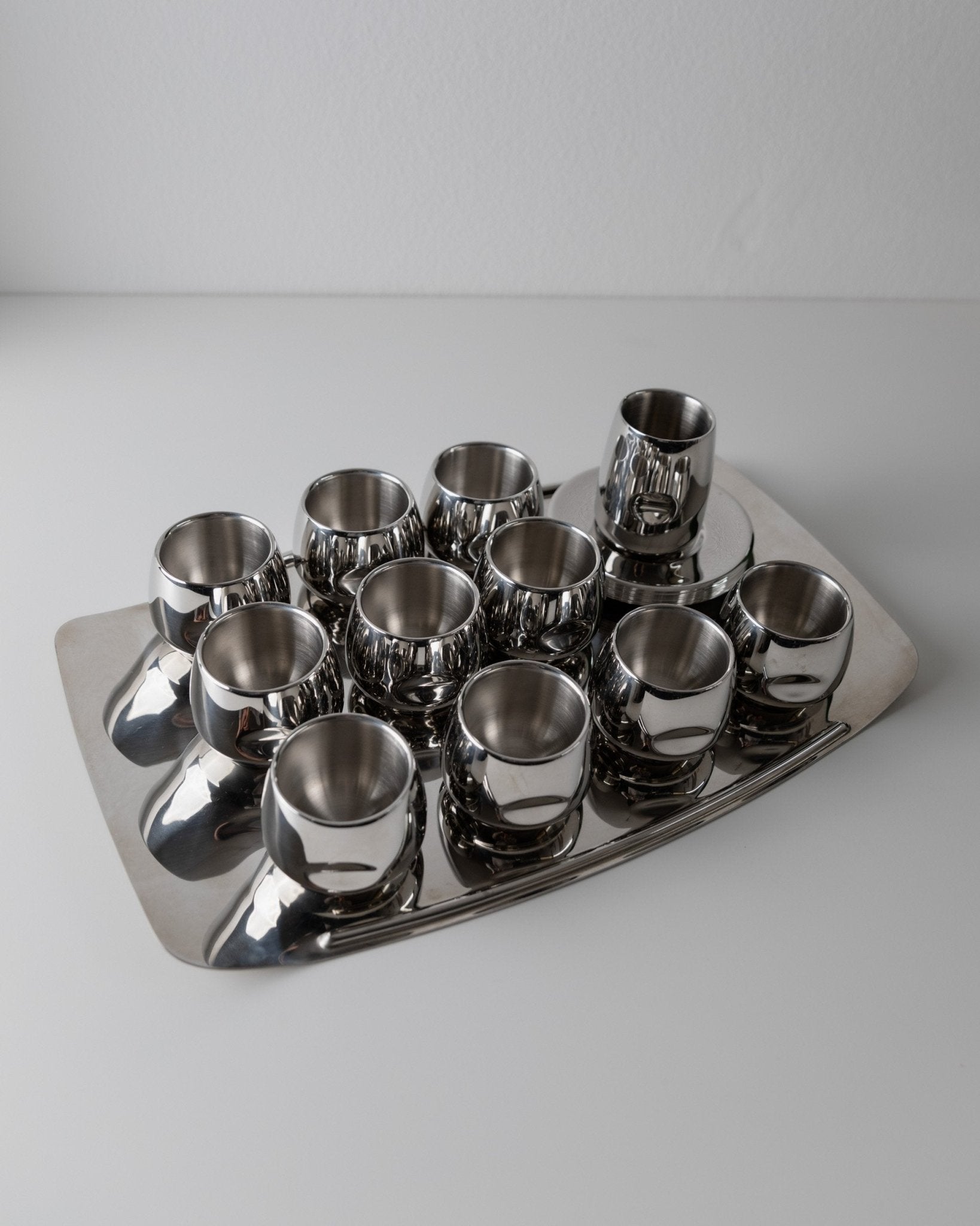 Vintage coffee set by AMC Art - minimalist design Italy 70s - dishwasher - safe stainless steel cups, plate, tray, gift idea - Bottega Jacobs