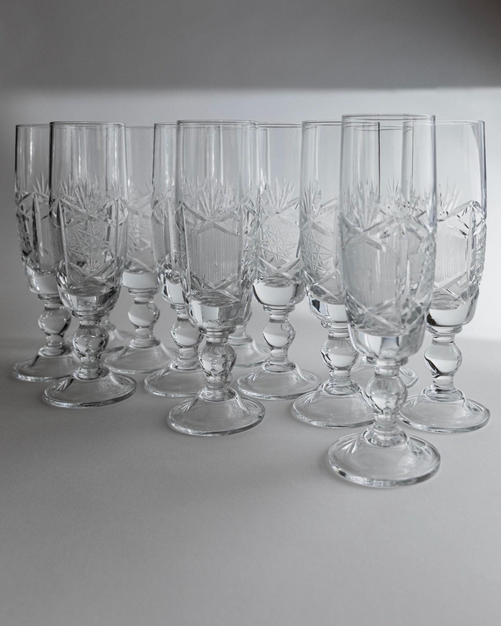 Vintage Crystal Champagne Glasses Set of 12 - Classic and Timeless Design, Italy 1970s - Gift Idea Elegant, Retro Table Decoration_Bottega Jacobs
