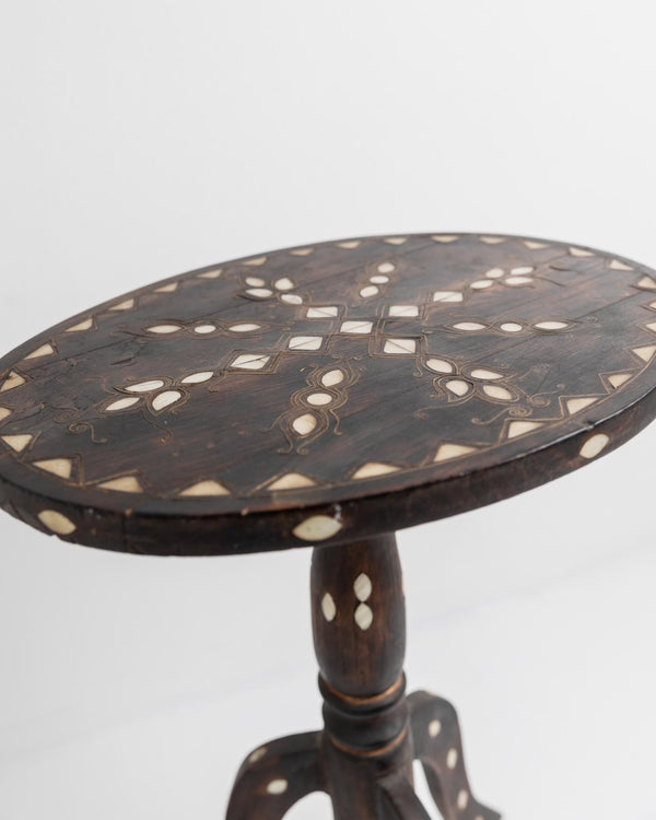 Vintage Early 19th Century Side Table, Dark Wood with Mother of Pearl Inlay, Three Legged Oval Form, Ethno Style Furniture, Gift Idea_Bottega Jacobs