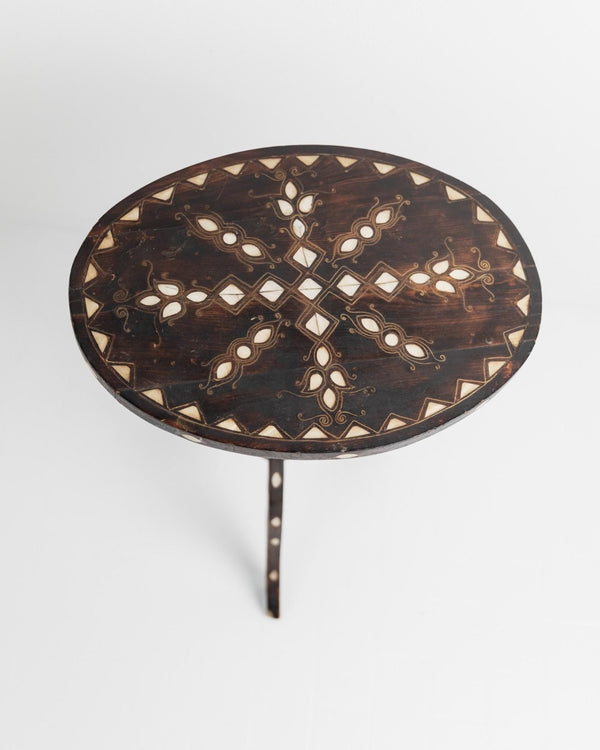 Vintage Early 19th Century Side Table, Dark Wood with Mother of Pearl Inlay, Three Legged Oval Form, Ethno Style Furniture, Gift Idea_Bottega Jacobs