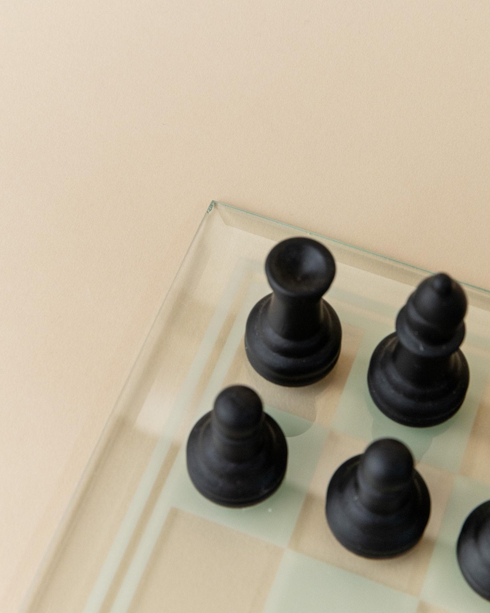 Vintage Glass Chessboard - Black and Frosted Glass Chess Pieces - minimal, timeless Design Italy 1980s - Elegant, unique Gift Idea_Bottega Jacobs