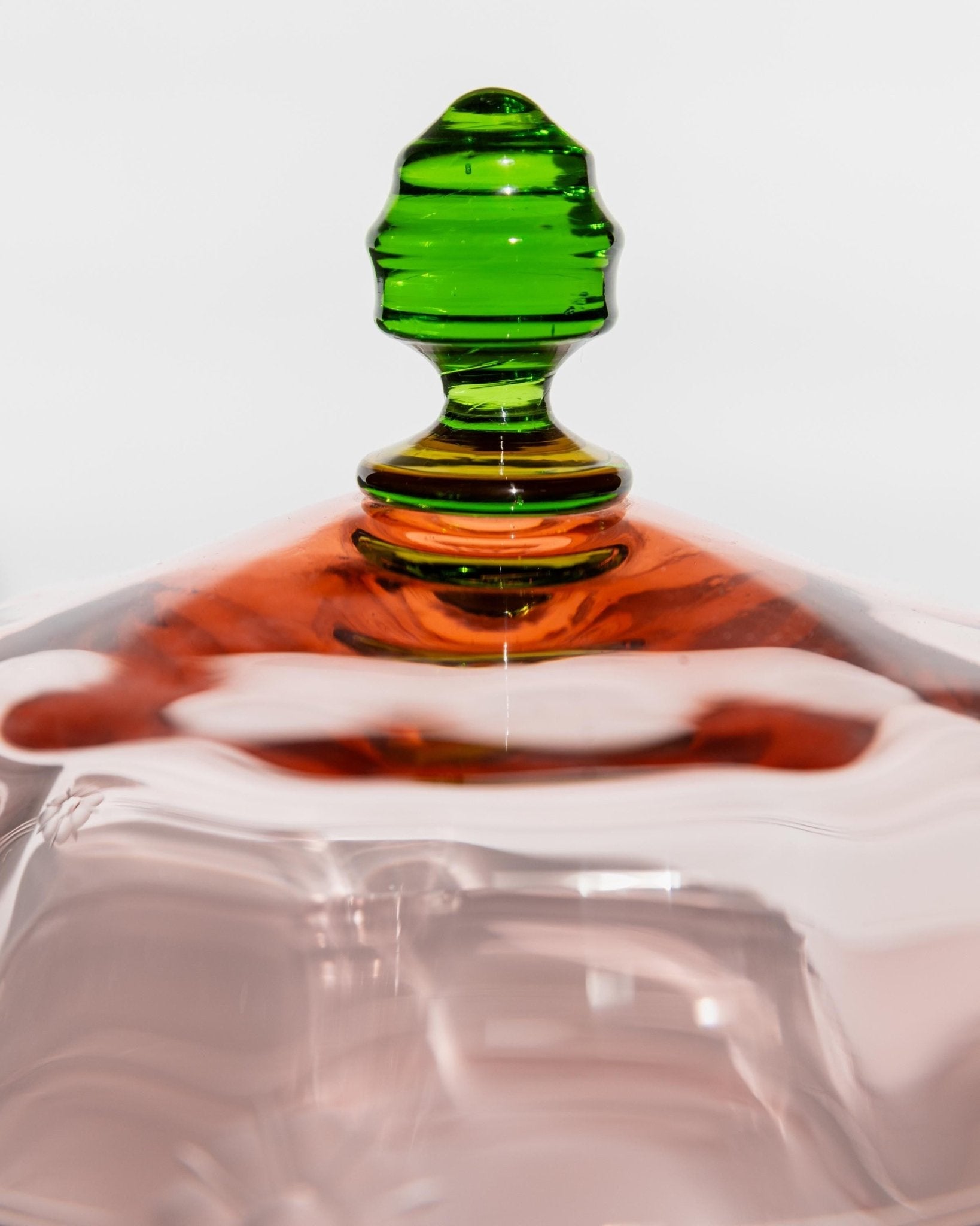Vintage Glass Covered Dish - Cloche with Plate, Pink and Green Engraved Floral Design - Italy 1930s - Gift Idea Elegant, Table Decoration_Bottega Jacobs