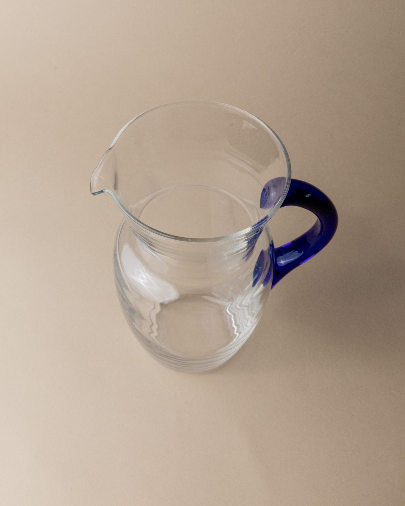 Vintage Glass jug - clear glass and blue handle - Mid Century Design Italy 1970s - Stylish table decoration, gift idea retro_Bottega Jacobs