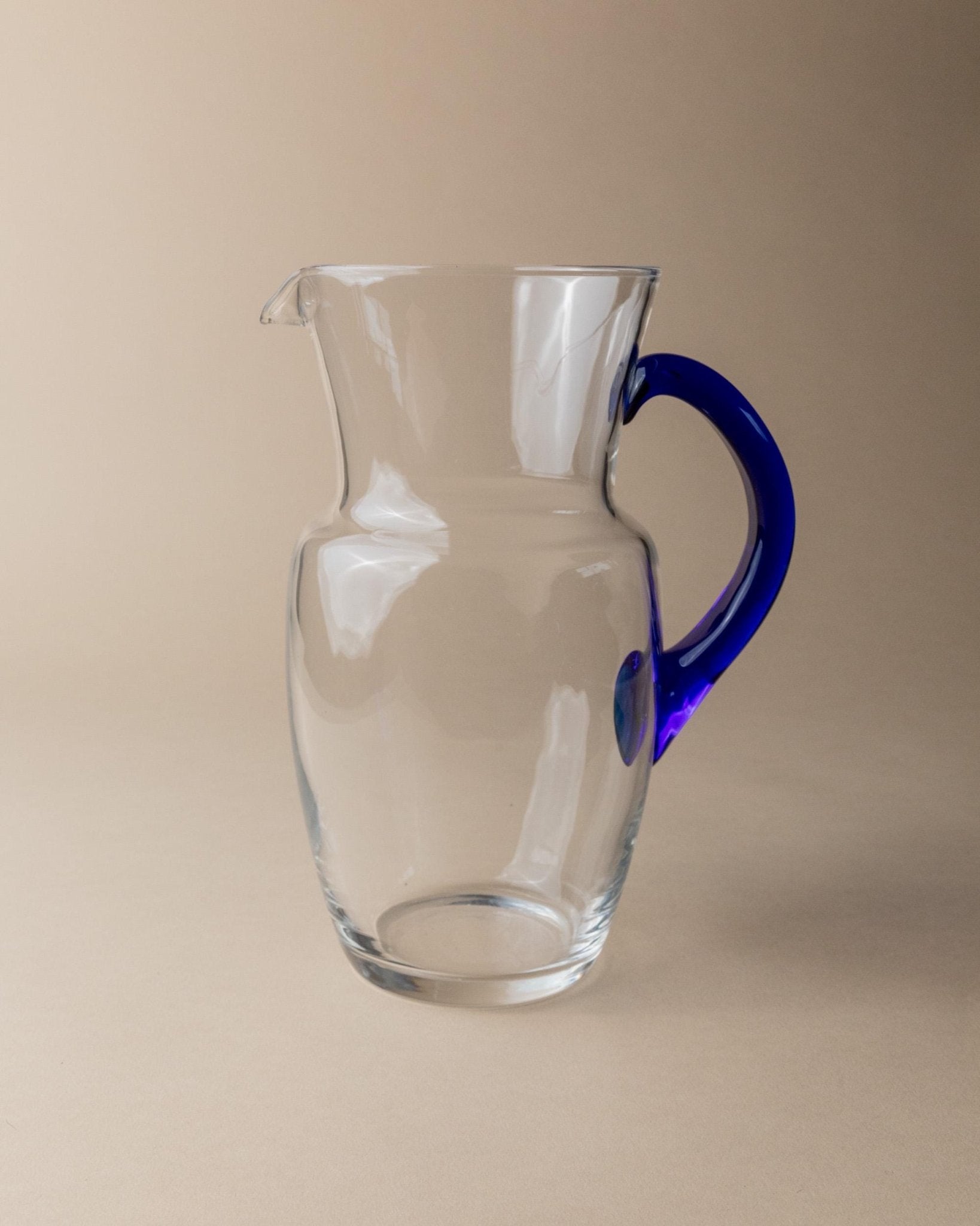 Vintage Glass jug - clear glass and blue handle - Mid Century Design Italy 1970s - Stylish table decoration, gift idea retro_Bottega Jacobs