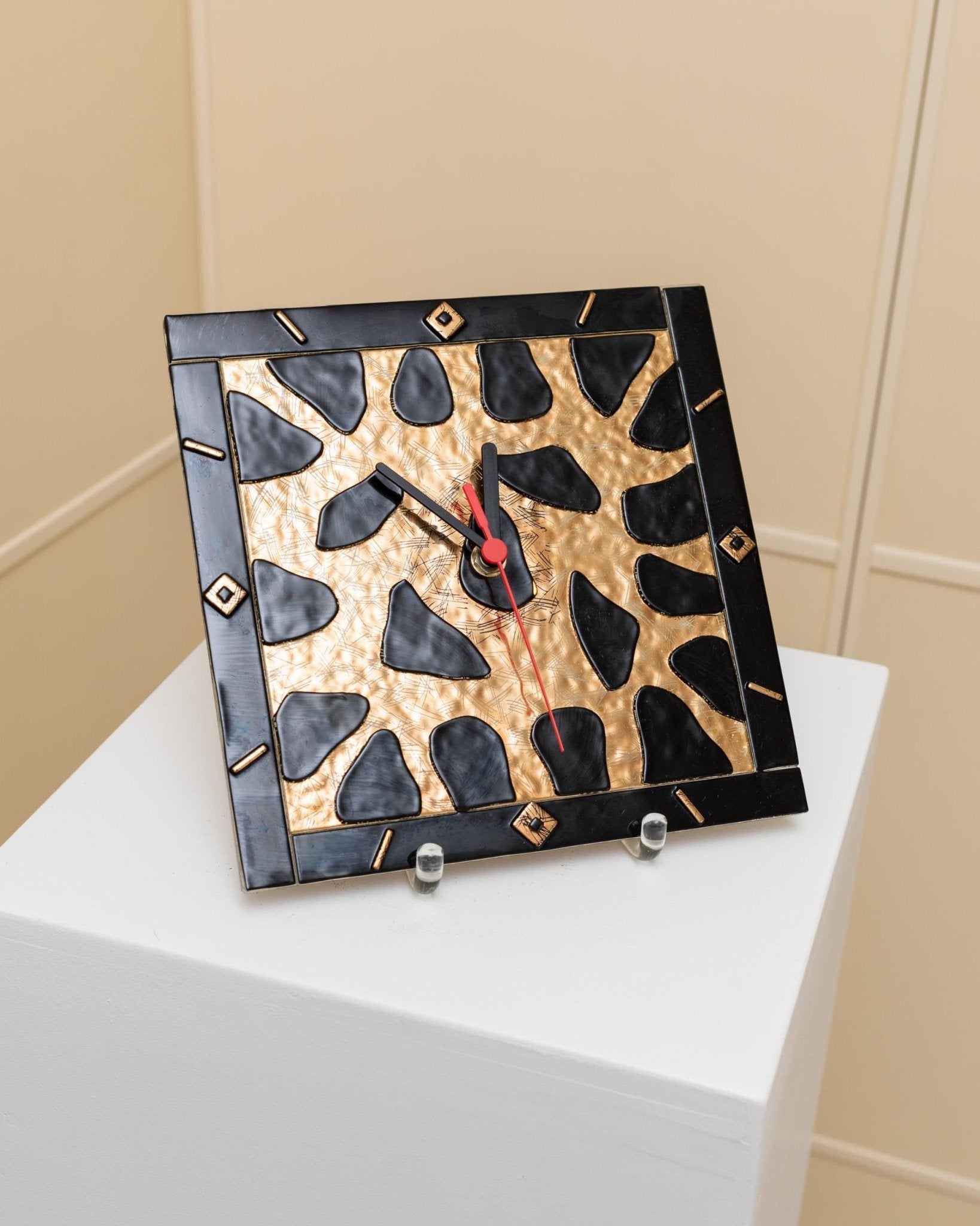 Vintage glass wall clock Italy 1980s - leo pattern in gold and black - Murano glass Memphis style - gift retro, 80s pop art_Bottega Jacobs