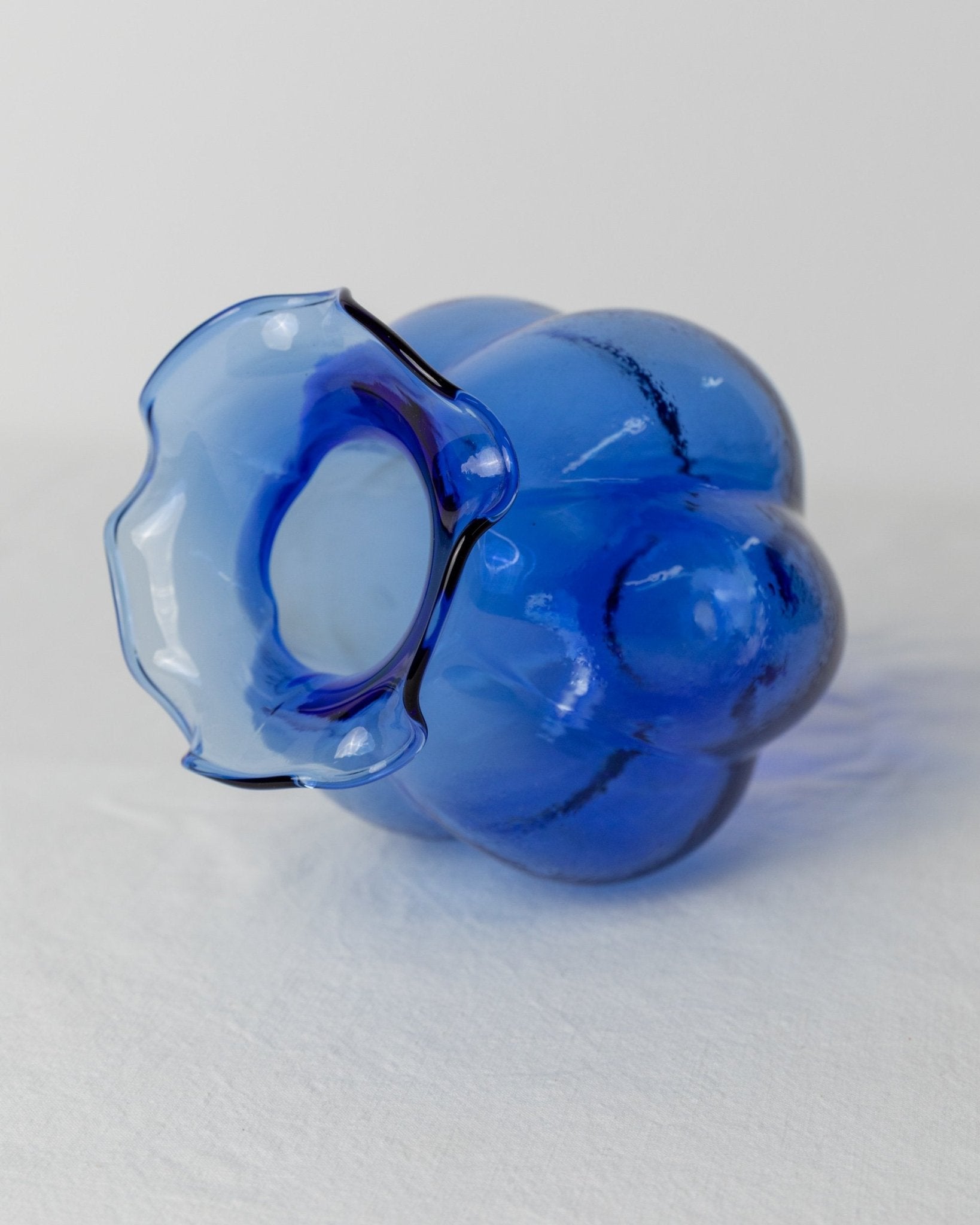 Vintage Hazel Atlas Uranium Glass Vase - Cobalt blue Fenton flower vase, bulbous shape - Italy 1930s - Decorative retro vase, gift idea - Bottega Jacobs