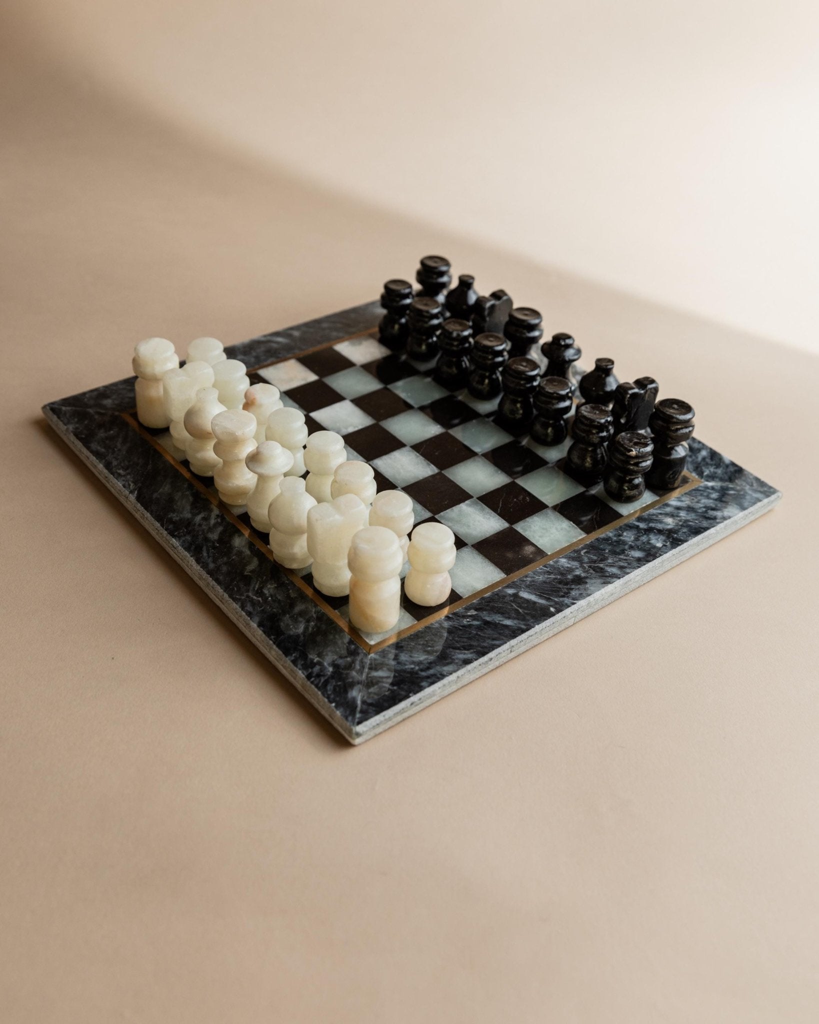 Vintage Marble Chess Set - Black and Cream Stone Board with Carved Pieces, Timeless Design Italy 1960s - Gift Idea Elegant, Retro Decoration_Bottega Jacobs