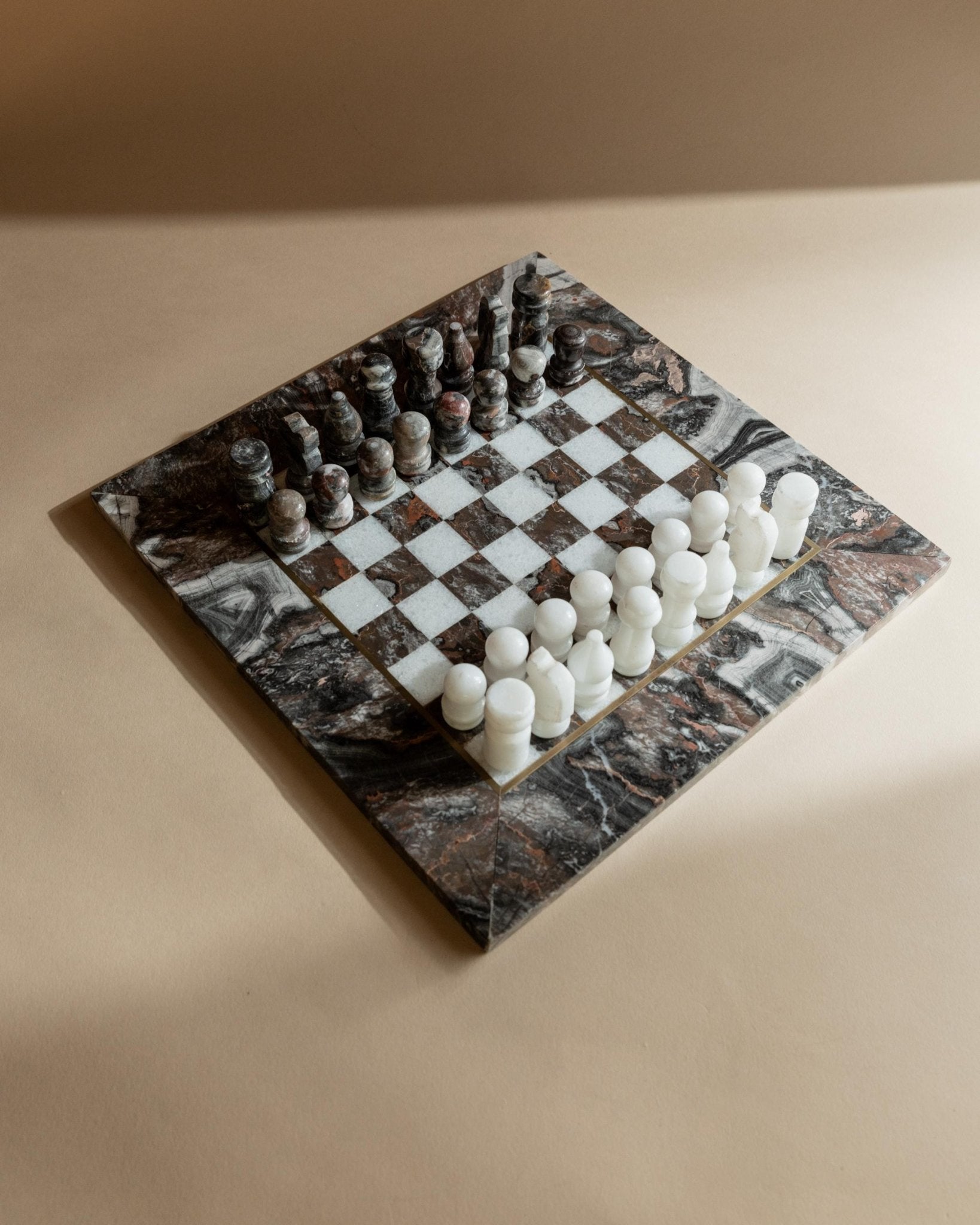 Vintage Marble Chess Set - Grey and Pink Stone Board with Carved Pieces - Timeless Design Italy 1960s - Gift Idea Elegant, Retro Decoration_Bottega Jacobs