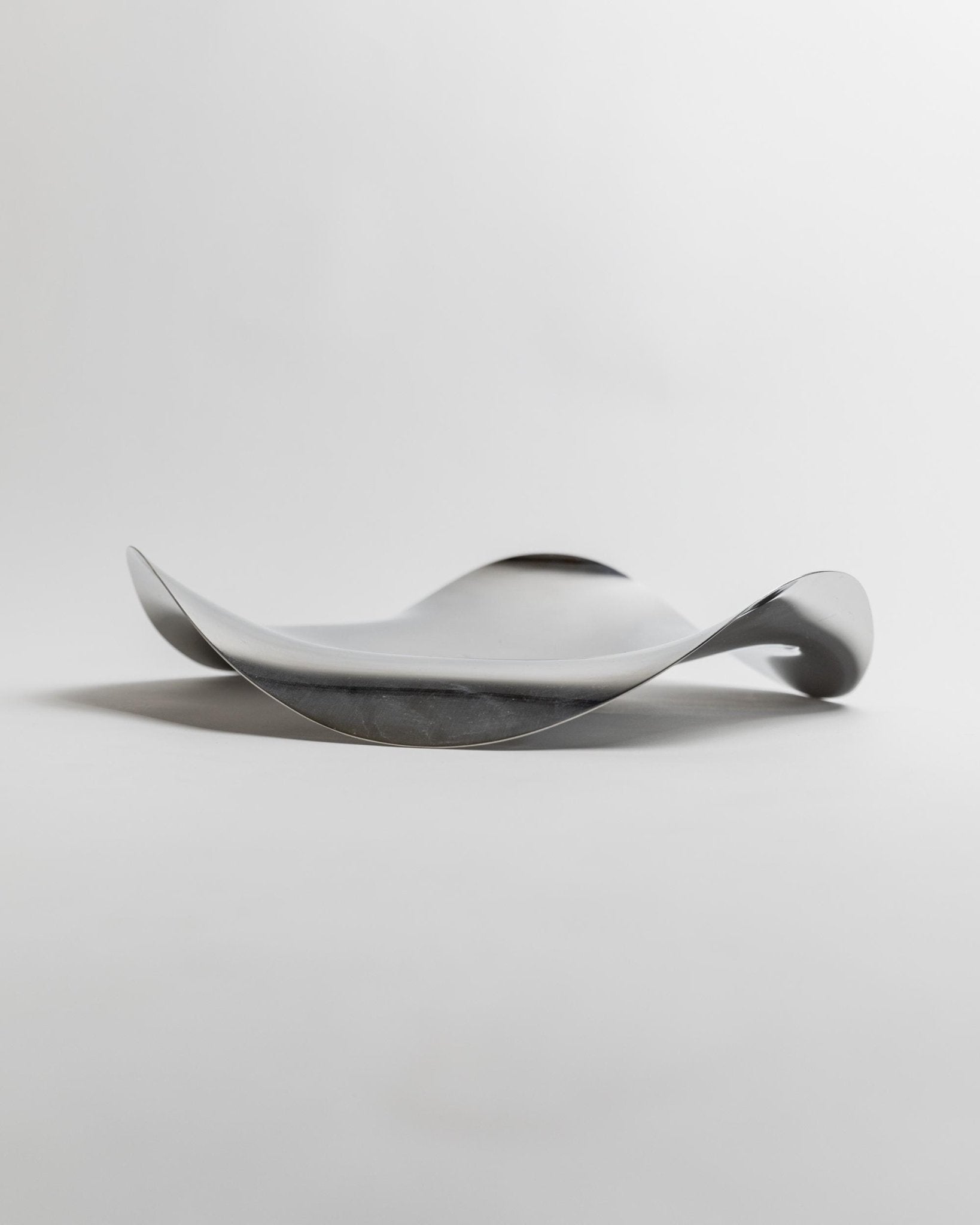 Vintage Metal Bowl by Georg Jensen - Abstract Sculptural Form, Model Cobra - Mid Century Design Denmark 1980s - Table Decoration, Gift Idea_Bottega Jacobs
