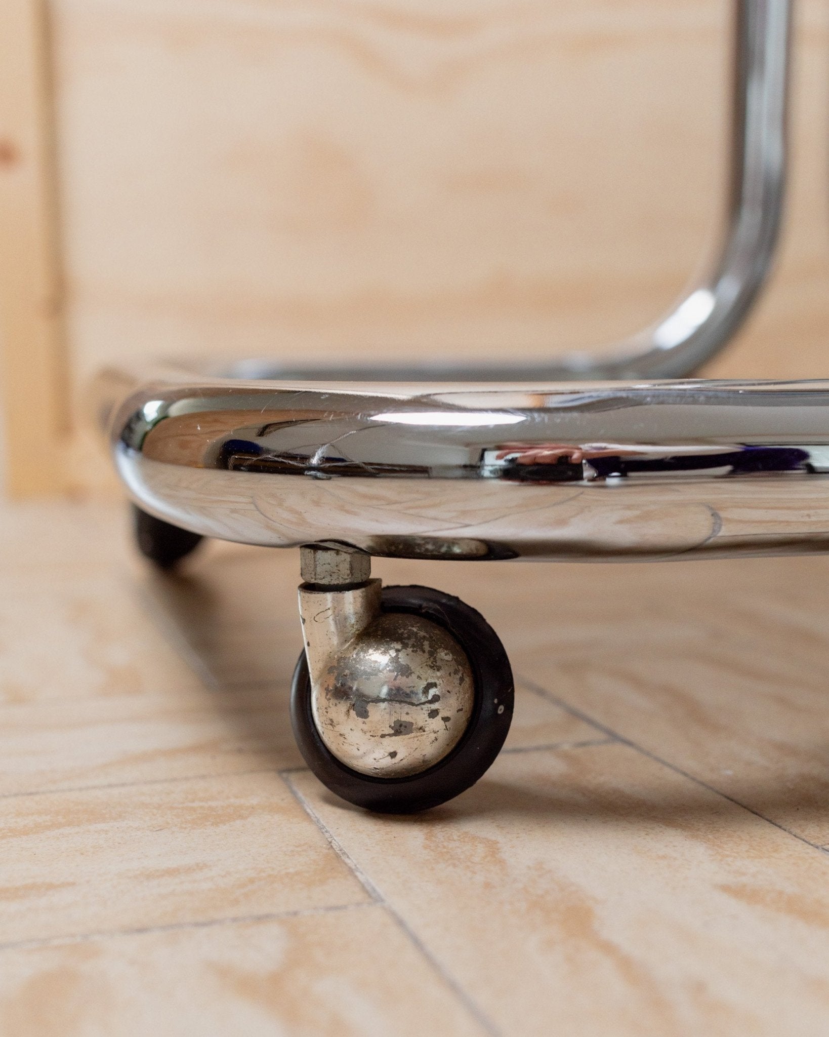 Vintage metal side table - smoked glass and chrome, 2 tiers, space age design, Italy 1980s, Bauhaus storage furniture, elegant gift - Bottega Jacobs