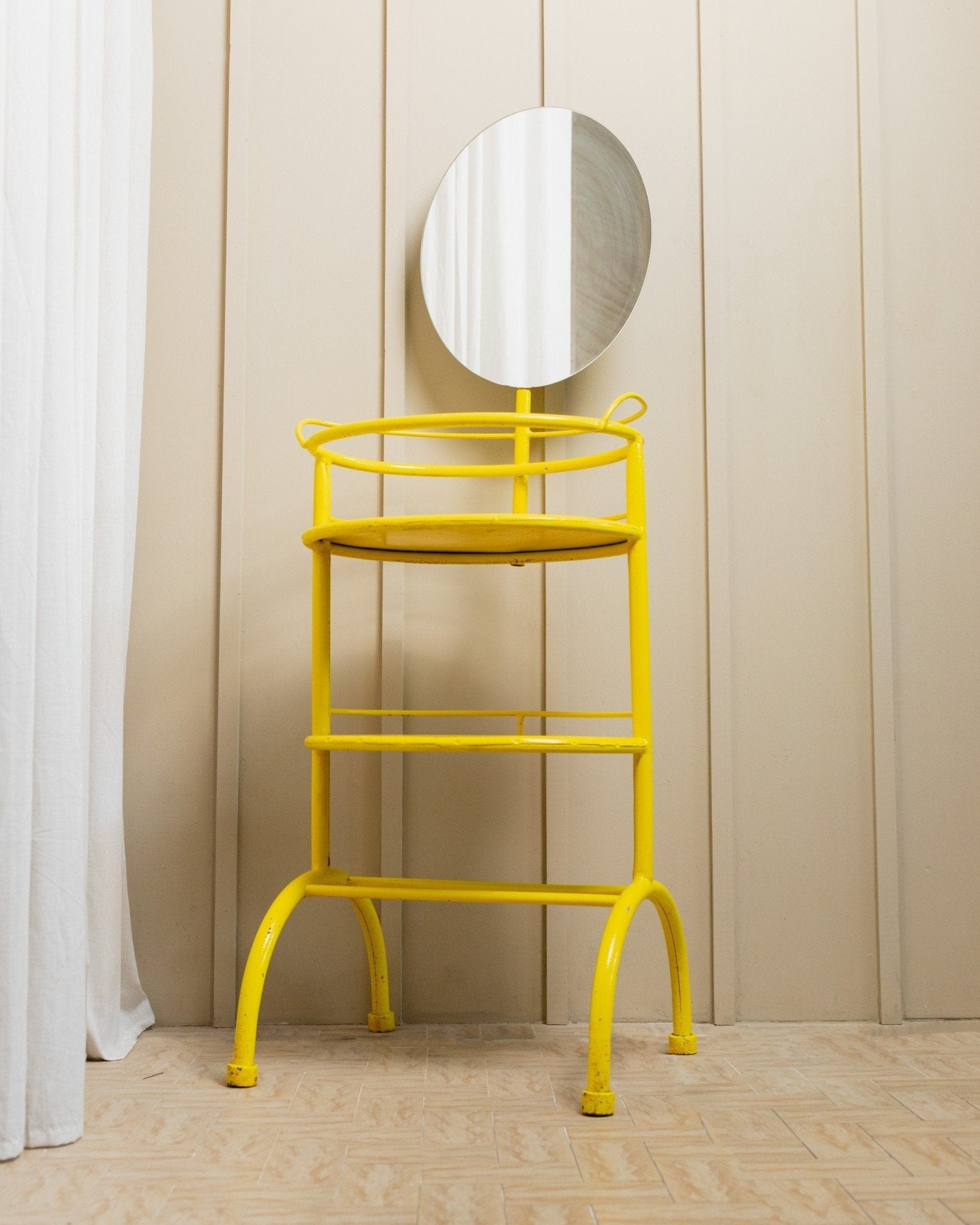 Vintage metal side table with mirror 1960s - multifunctional yellow shelf from Italy - Bottega Jacobs