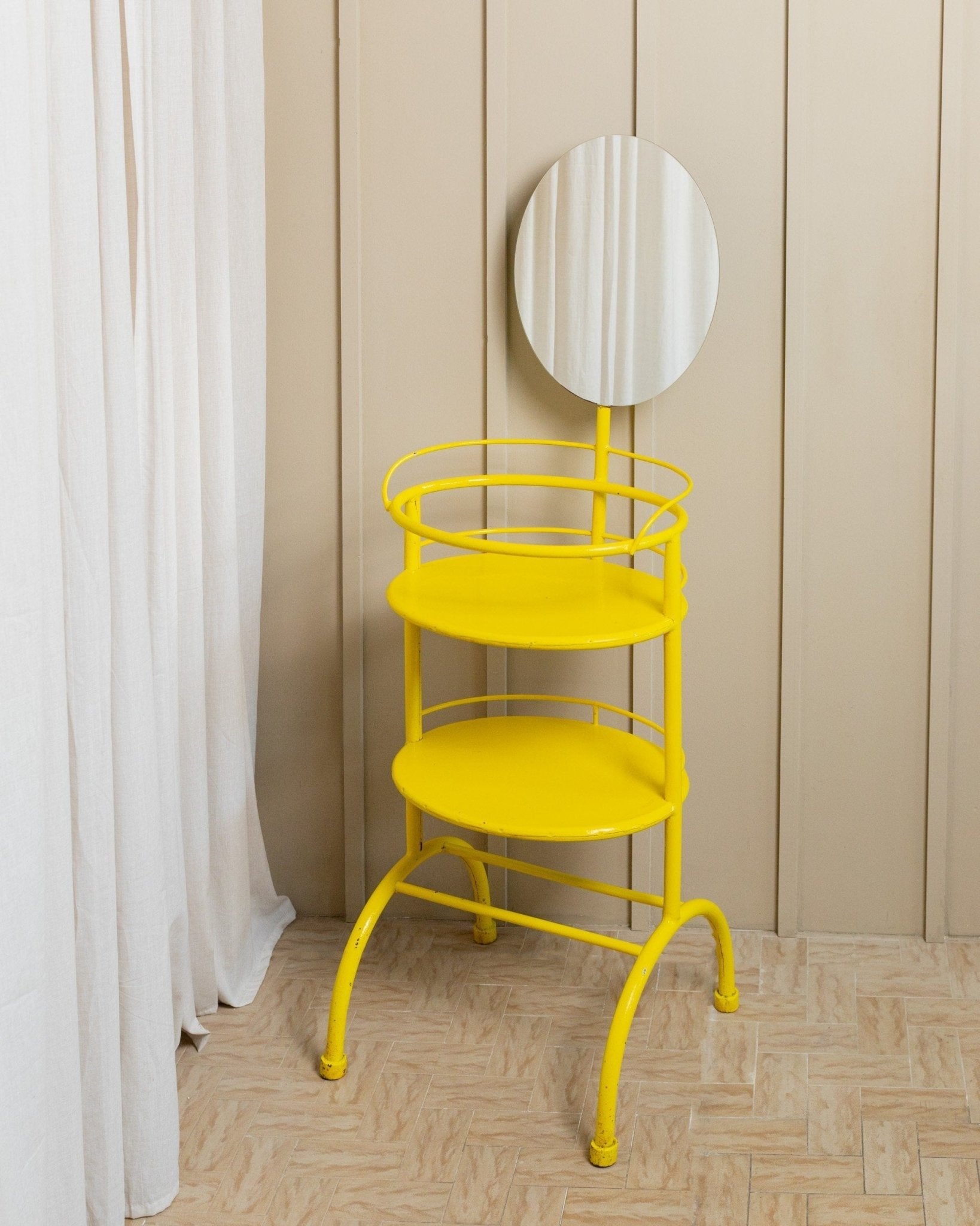 Vintage metal side table with mirror 1960s - multifunctional yellow shelf from Italy - Bottega Jacobs