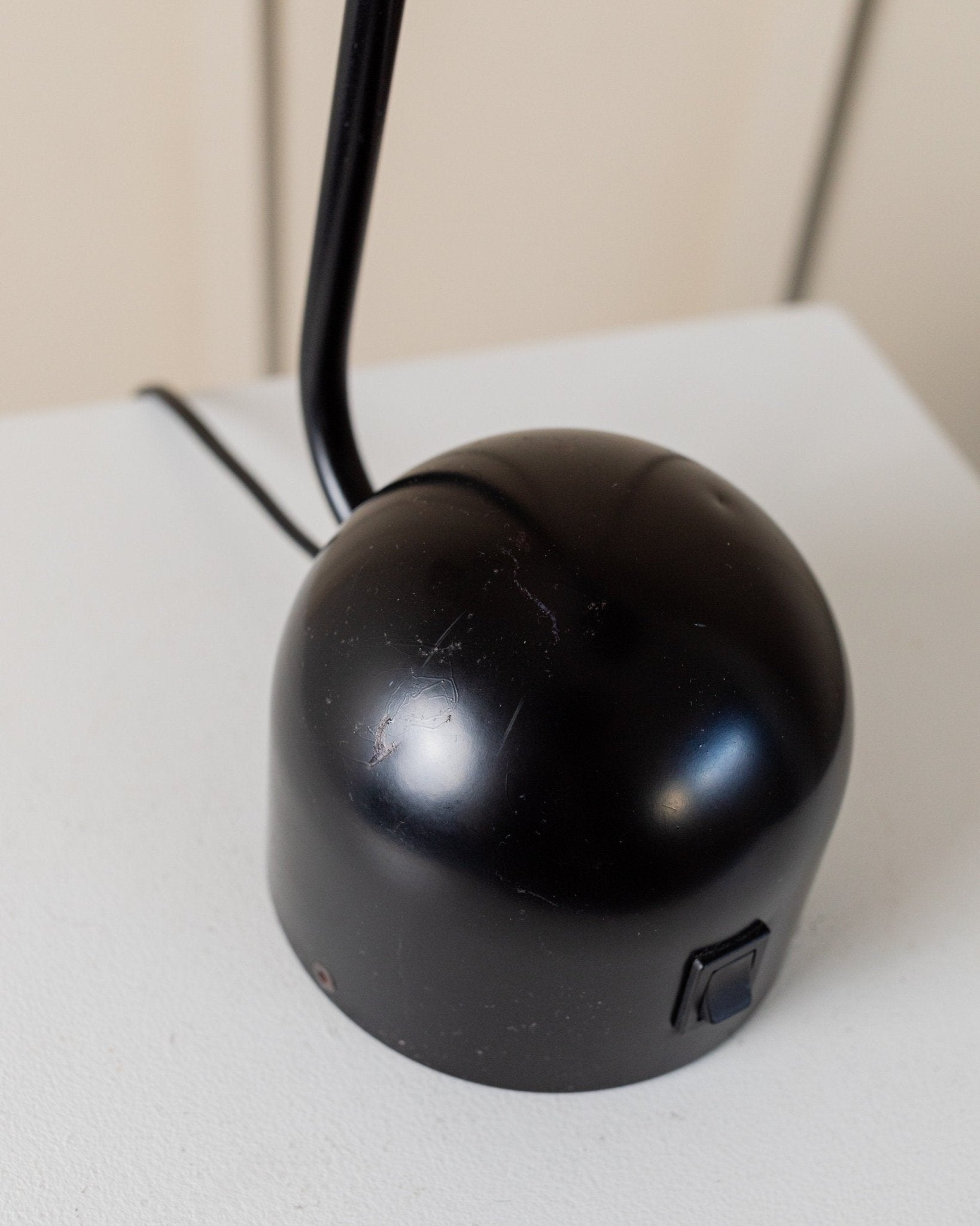 Vintage metal table lamp - Adjustable desk lamp - Postmodern Memphis Style - Italy 1980s - Bottega Jacobs