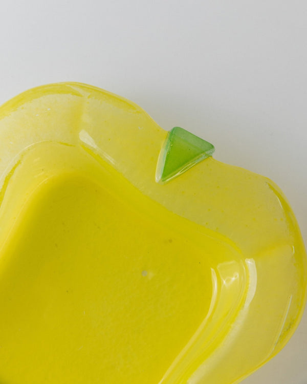Vintage Murano glass ashtray - bright yellow, lemon motif - design Italy 1980s - gift idea, colourful retro decoration, pop art - Bottega Jacobs