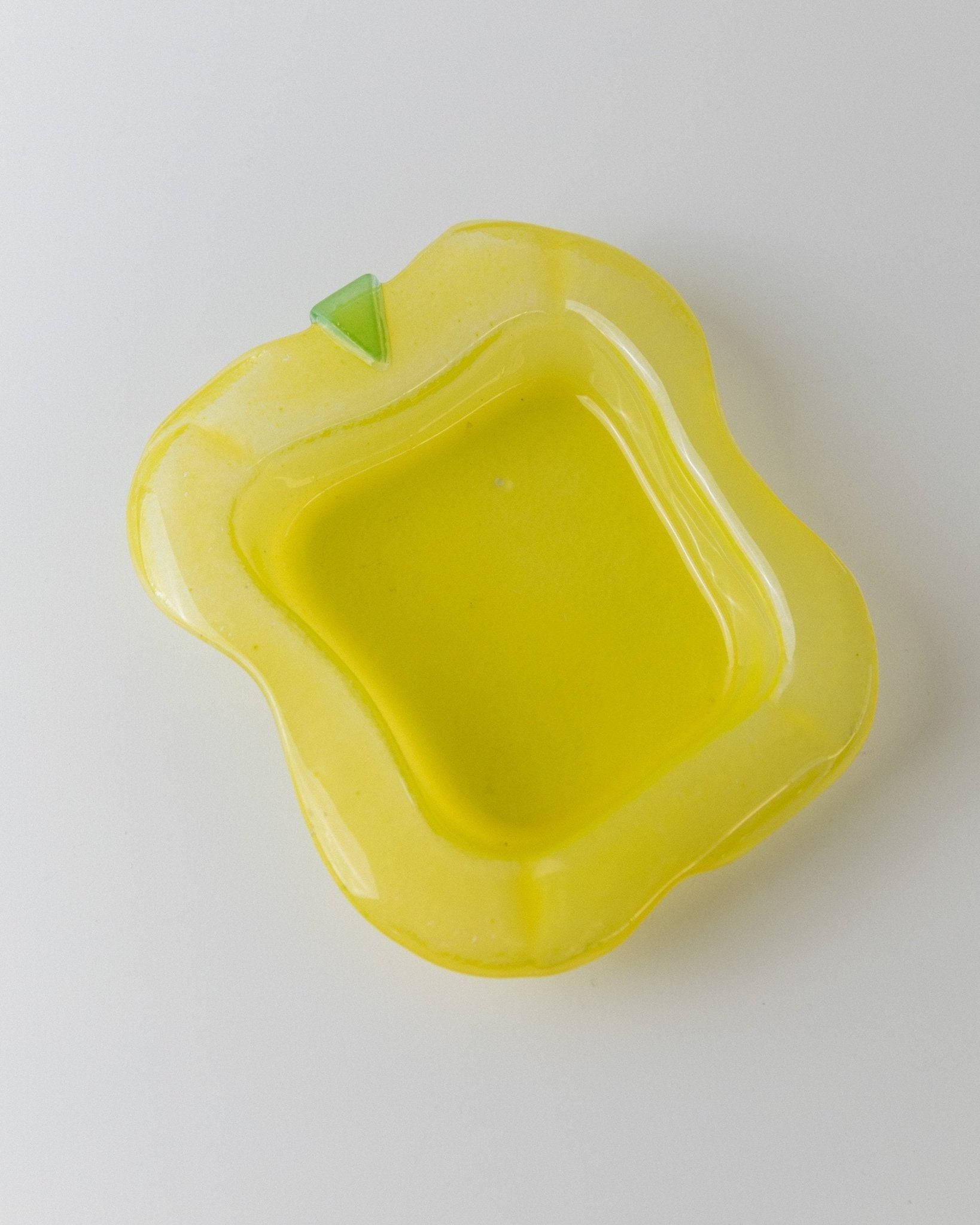 Vintage Murano glass ashtray - bright yellow, lemon motif - design Italy 1980s - gift idea, colourful retro decoration, pop art - Bottega Jacobs