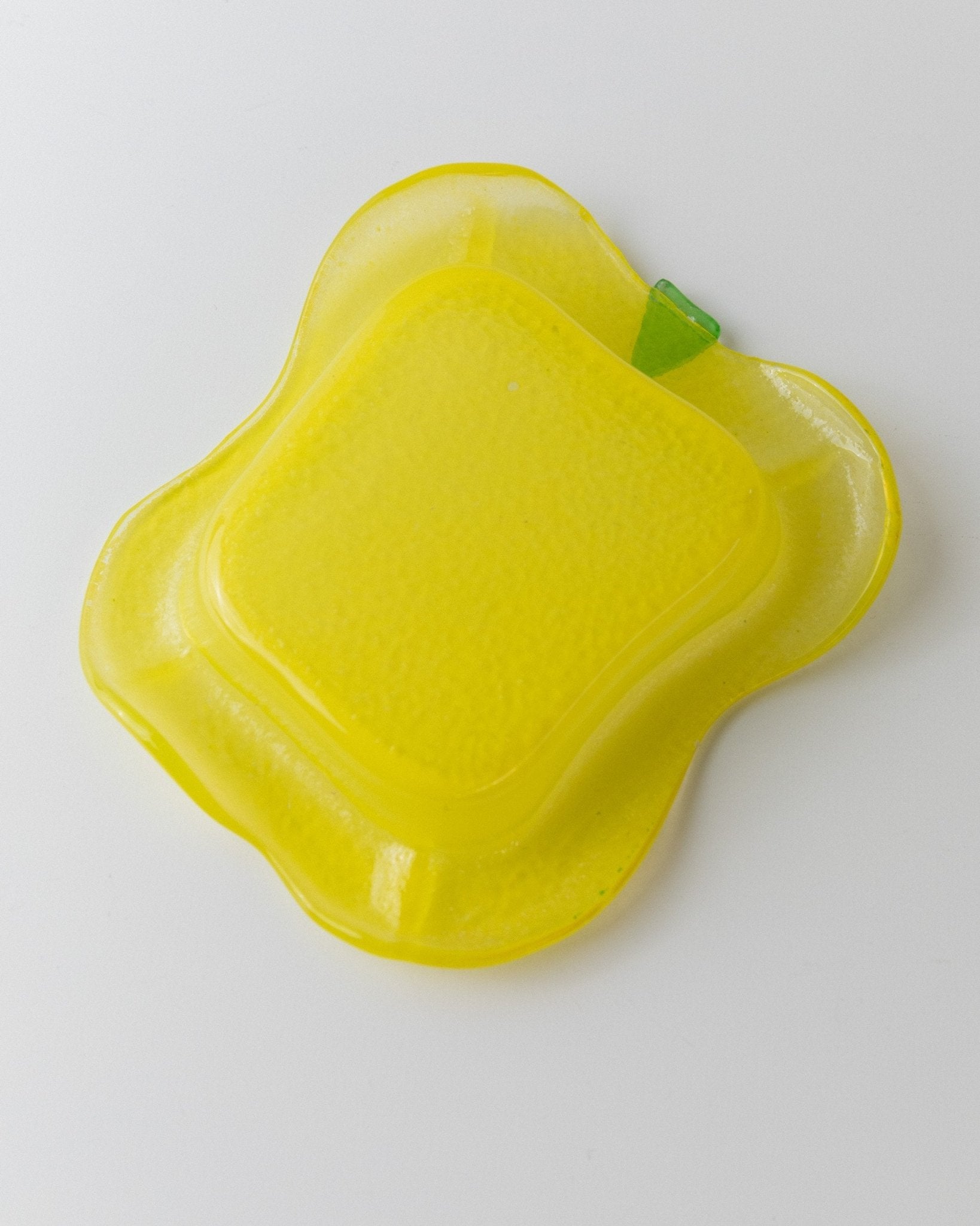 Vintage Murano glass ashtray - bright yellow, lemon motif - design Italy 1980s - gift idea, colourful retro decoration, pop art - Bottega Jacobs