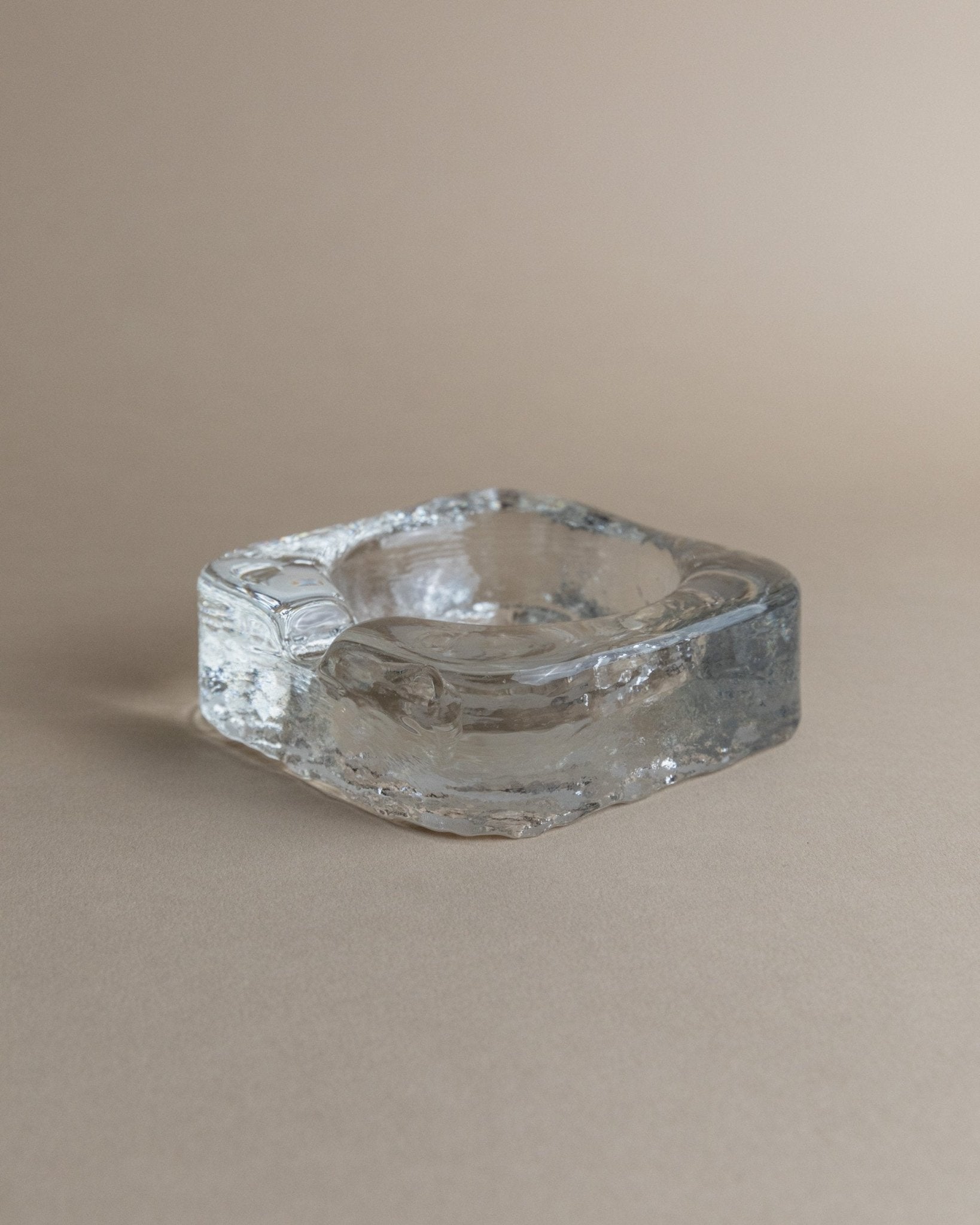 Vintage Murano glass ashtray - transparent in ice cube design, space age, Italy 1970s - elegant gift idea, retro decoration - Bottega Jacobs