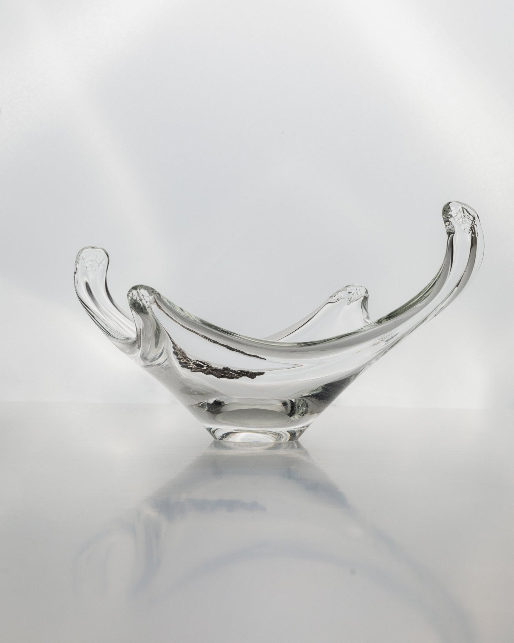 Vintage Murano glass bowl with silver detail - pointed bowl, sterling silver flowers - Italy 1970s - glass art, elegant gift idea - Bottega Jacobs