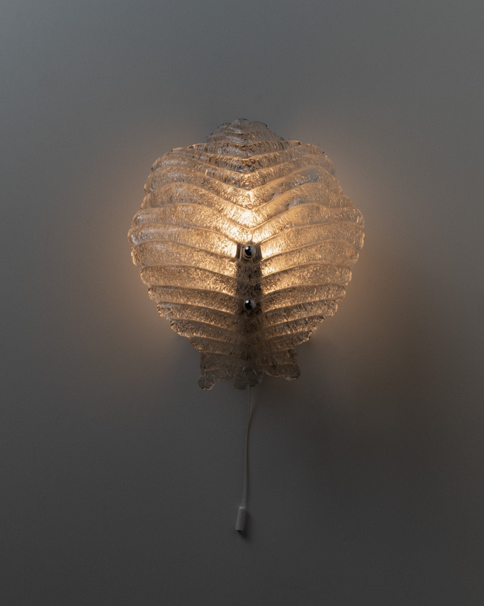Vintage Murano glass wall lamp for Honsel lamps 1970s - timeless leaf motif, glass and metal - decorative wall lamp, elegant gift - Bottega Jacobs