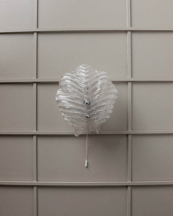 Vintage Murano glass wall lamp for Honsel lamps 1970s - timeless leaf motif, glass and metal - decorative wall lamp, elegant gift - Bottega Jacobs
