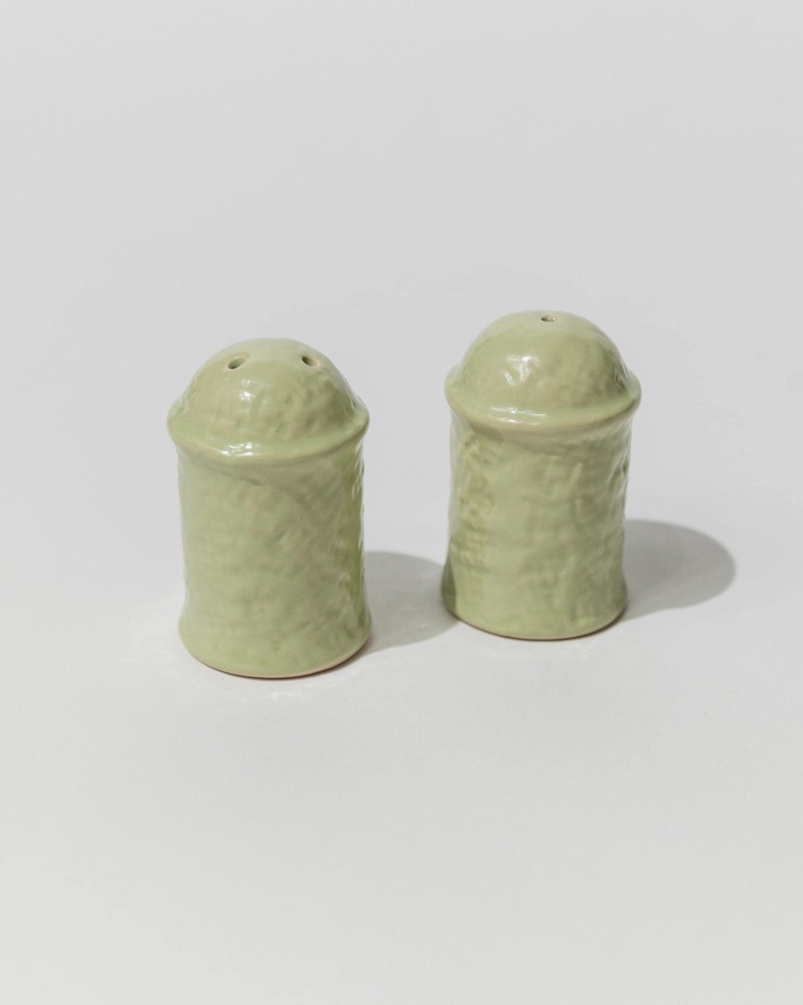 Vintage Salt and Pepper Shakers - Mint Ceramic, Masculine Shape - Minimal Design Italy 1970s - Elegant Table Decor, Gift Idea_Bottega Jacobs