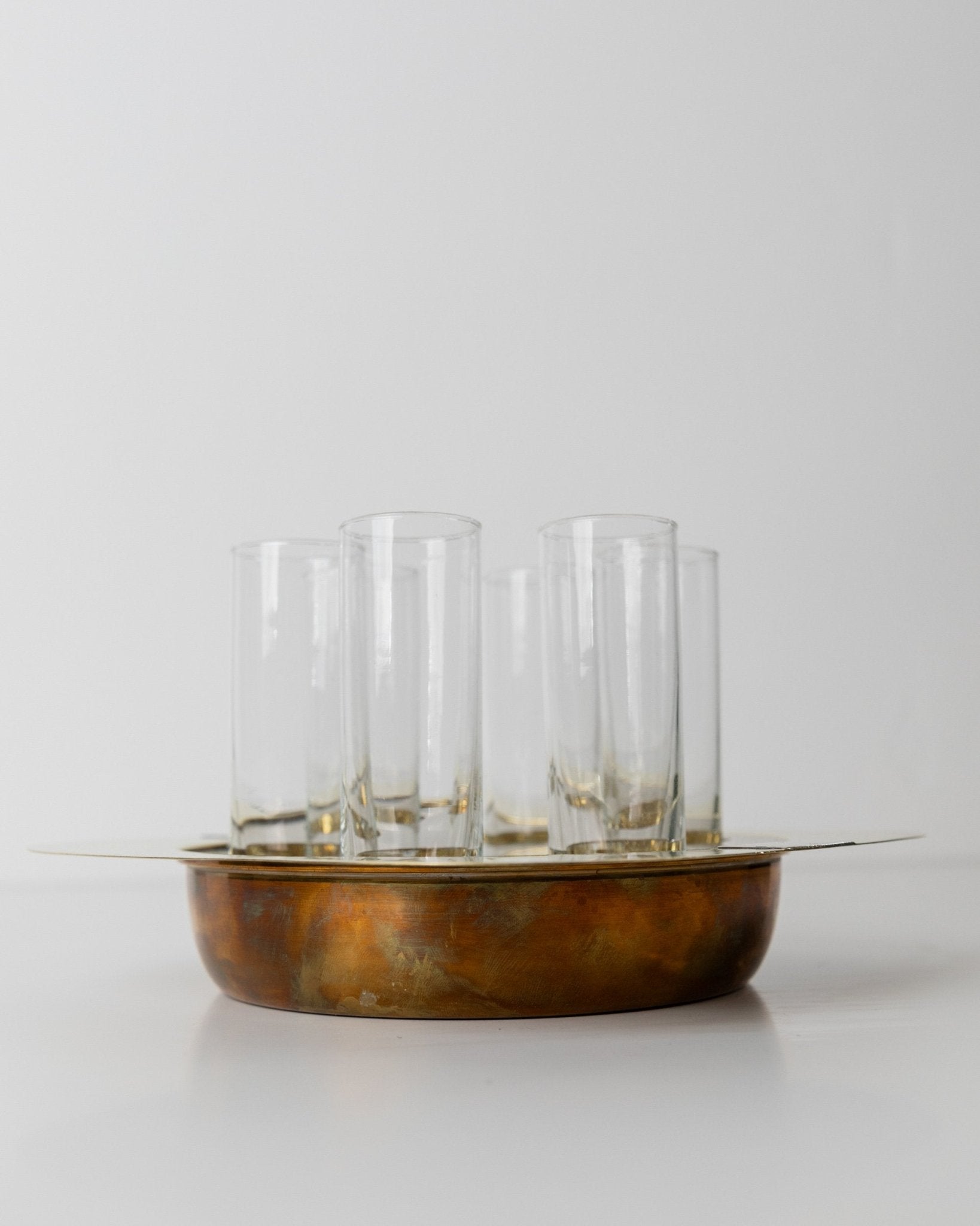 Vintage set shot glasses and tray, brass and silver - Mid Century Design Italy 70s - 6 drinking glasses, matching tray, elegant gift - Bottega Jacobs