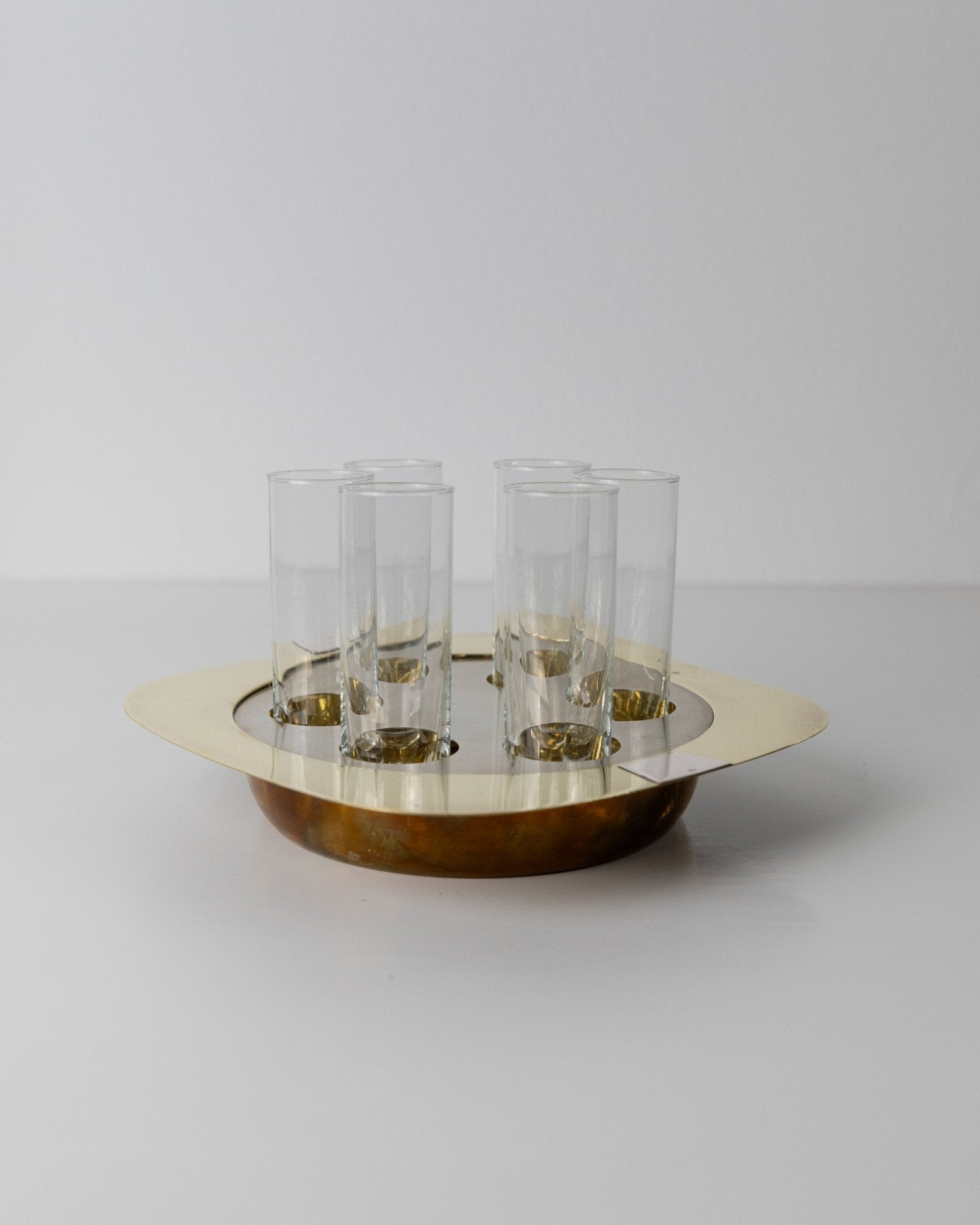 Vintage set shot glasses and tray, brass and silver - Mid Century Design Italy 70s - 6 drinking glasses, matching tray, elegant gift - Bottega Jacobs