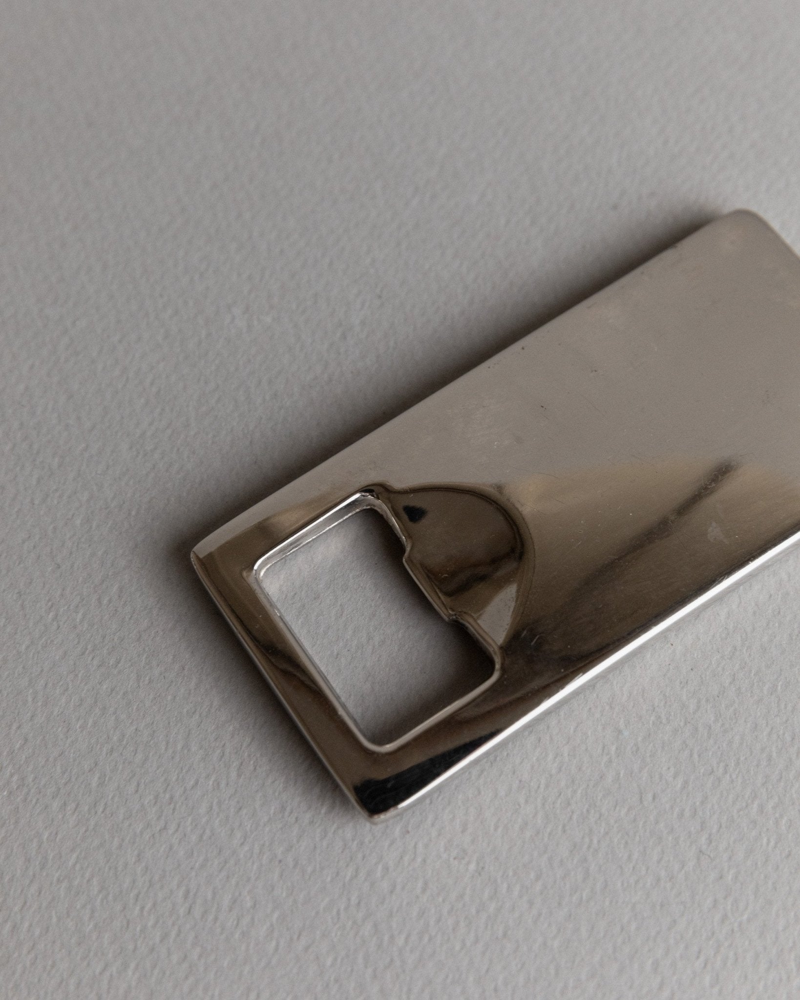 Vintage silver - plated bottle opener - timeless, simple - Space Age Design Italy 1970s - elegant gift idea, retro table decoration - Bottega Jacobs