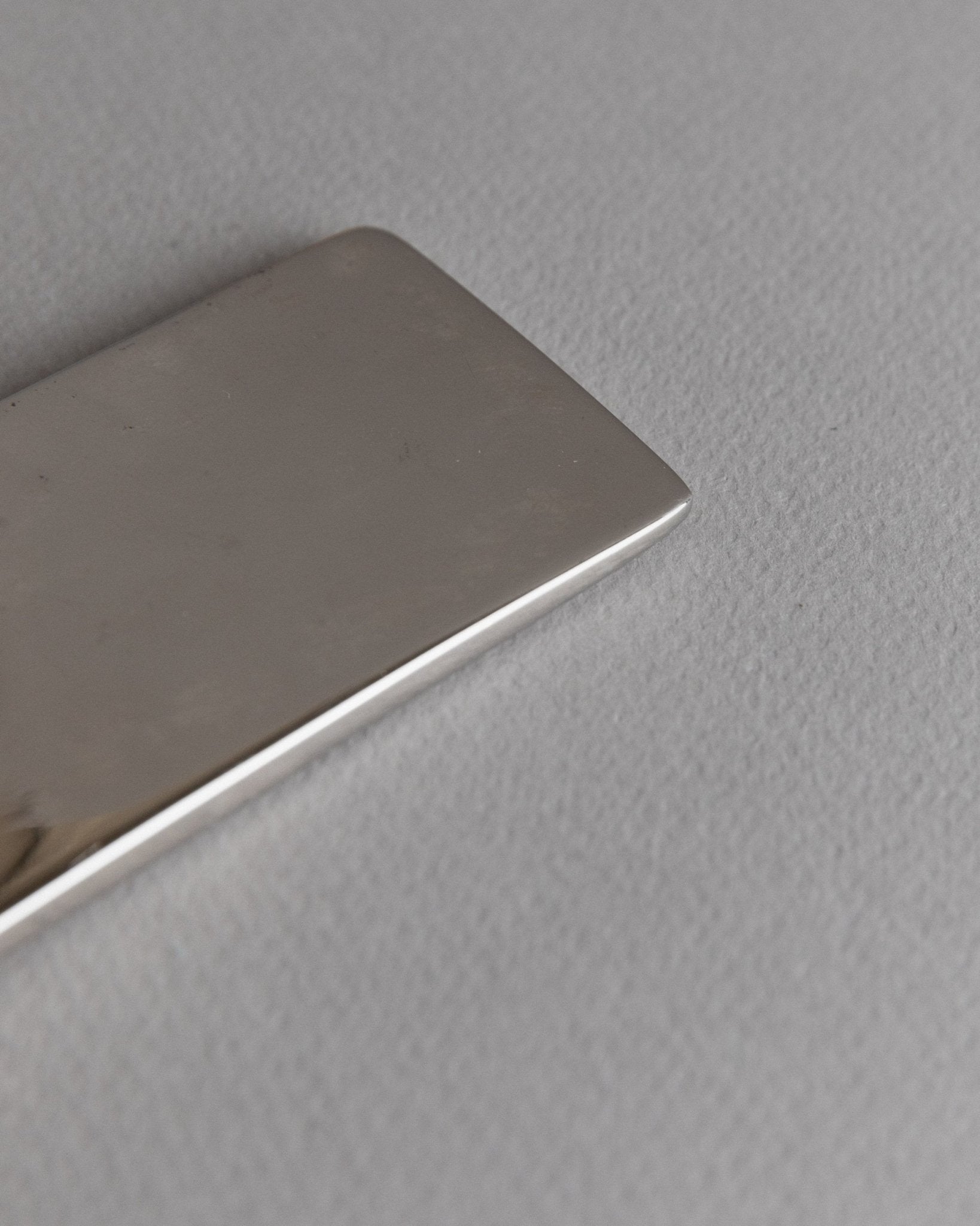 Vintage silver - plated bottle opener - timeless, simple - Space Age Design Italy 1970s - elegant gift idea, retro table decoration - Bottega Jacobs