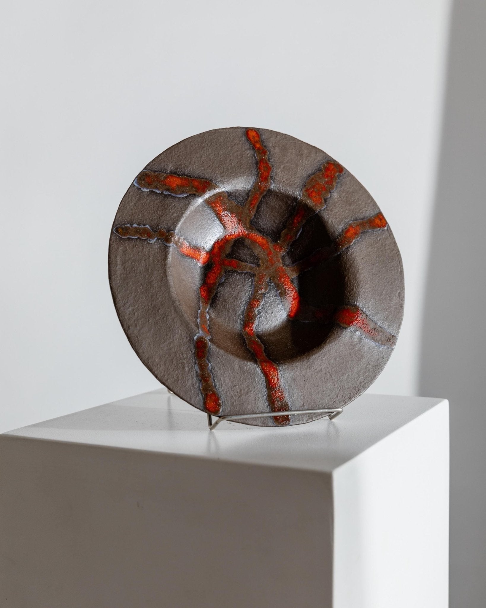 Vintage Studio Ceramic Bowl - Partially Glazed, Brown with Red Streaks - Mid Century Italy 1970s - Table Decoration, unique Gift Idea_Bottega Jacobs