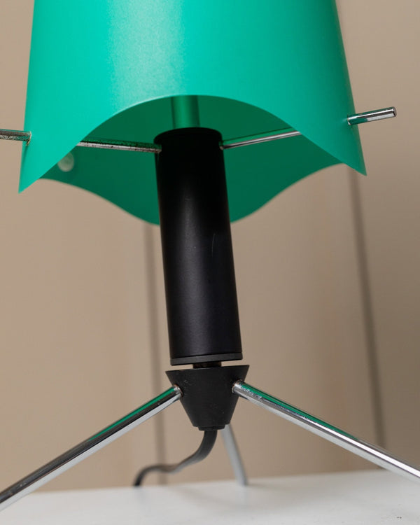 Vintage table lamp 1980s Memphis style Italy, adjustable metal frame in black and chrome, lampshade with knobs - Bottega Jacobs