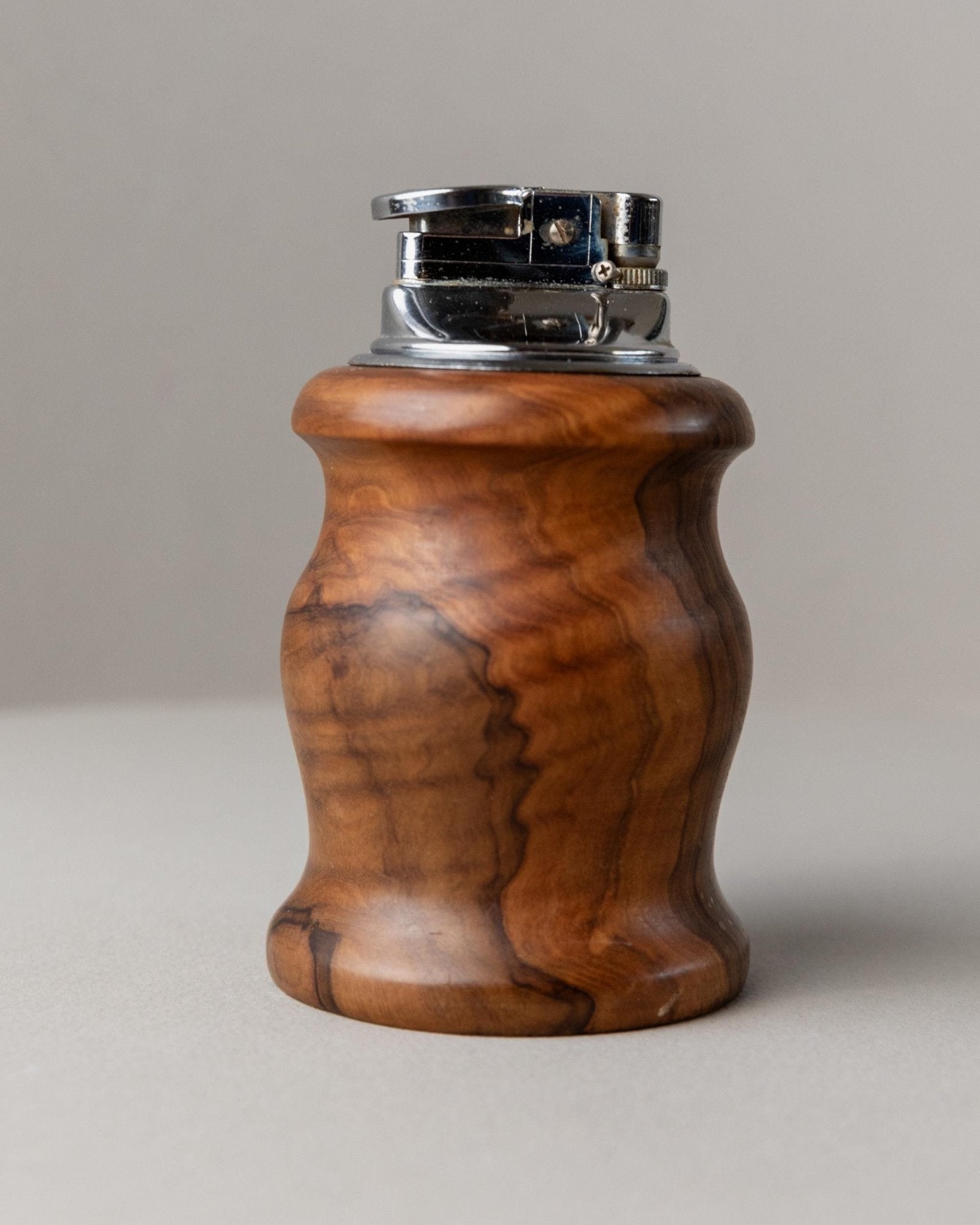 Vintage Wooden Lighter - Elegant Curved Table Lighter - Italy 1960s - Decorative Smoking Accessories, Gift Idea unique_Bottega Jacobs