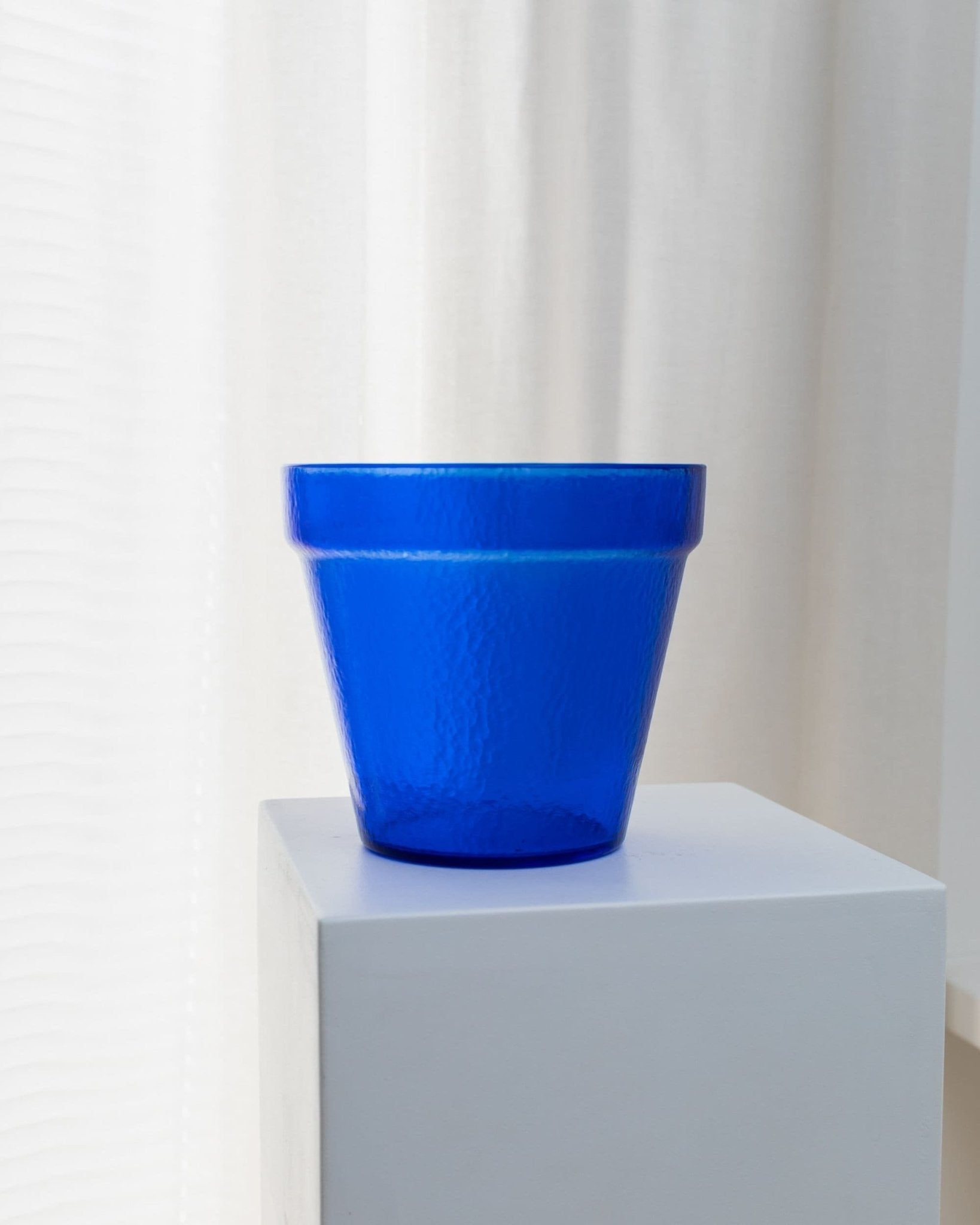 XL Flowerpot made of blue glass - Mid Century Design - Italy - 1970s - Bottega Jacobs