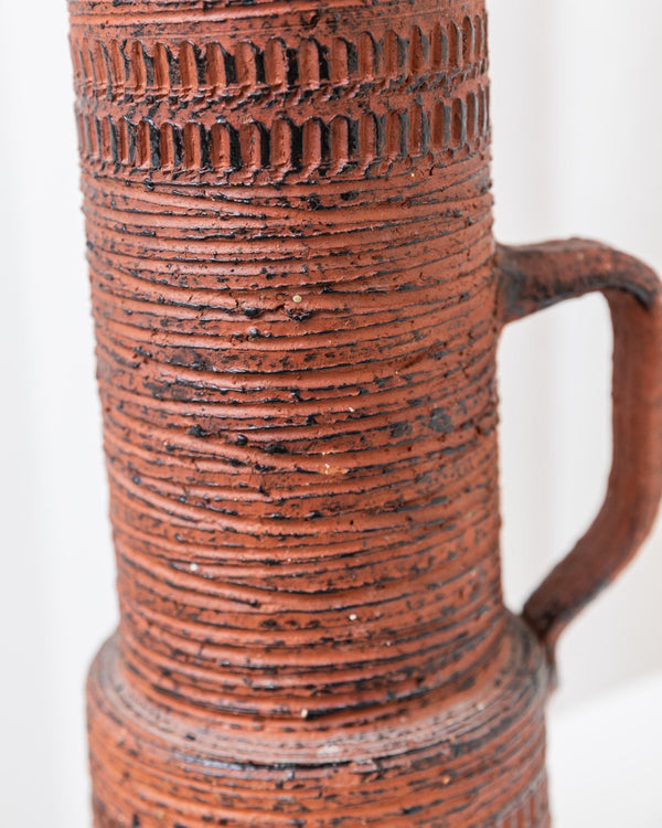 XL Mid - Century Brutalist chamotte vase - by Spara Keramik - incised decoration red brown - Germany 1960s - Bottega Jacobs