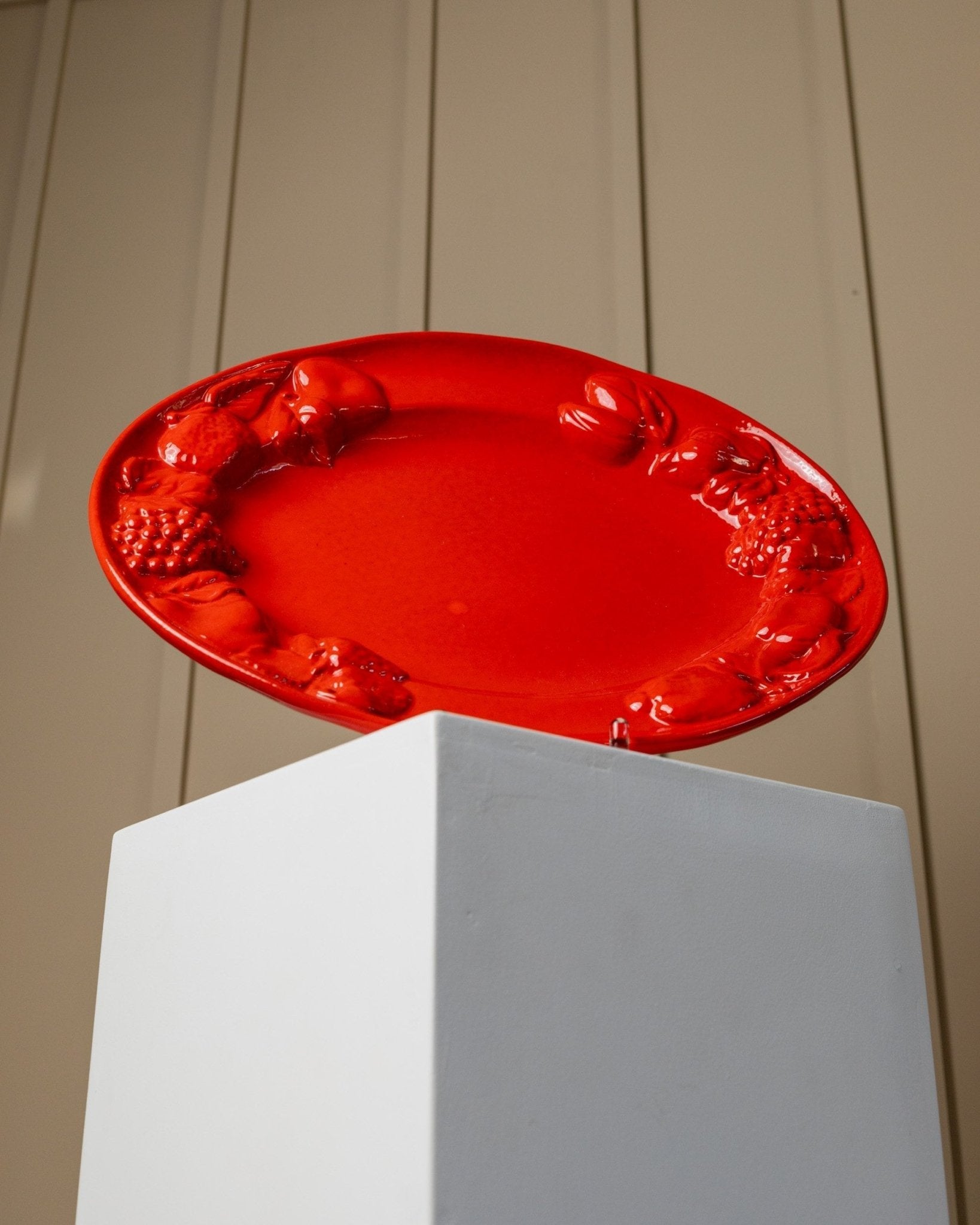 XL vintage ceramic plate oval 1980s - red glaze - fruit relief - Mid Century Design - Italy - Bottega Jacobs