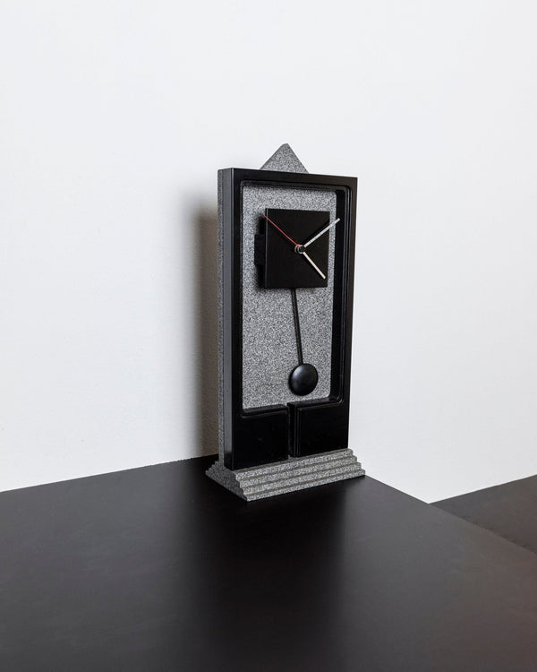 XL Vintage Costantini l'Oggetto grandfather clock 1980s - Postmodern Memphis style in black gray - Made in Italy - Bottega Jacobs