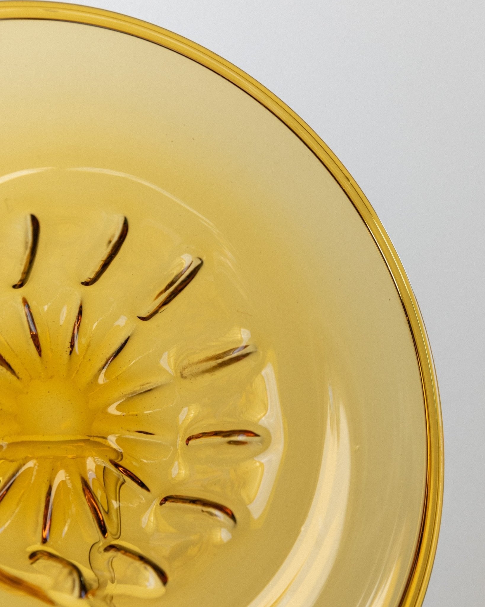 XL Vintage Murano glass bowl - Amber coloured with ribbed pattern - Italy 1920s - Decorative fruit bowl, colourful glassware, elegant gift idea - Bottega Jacobs