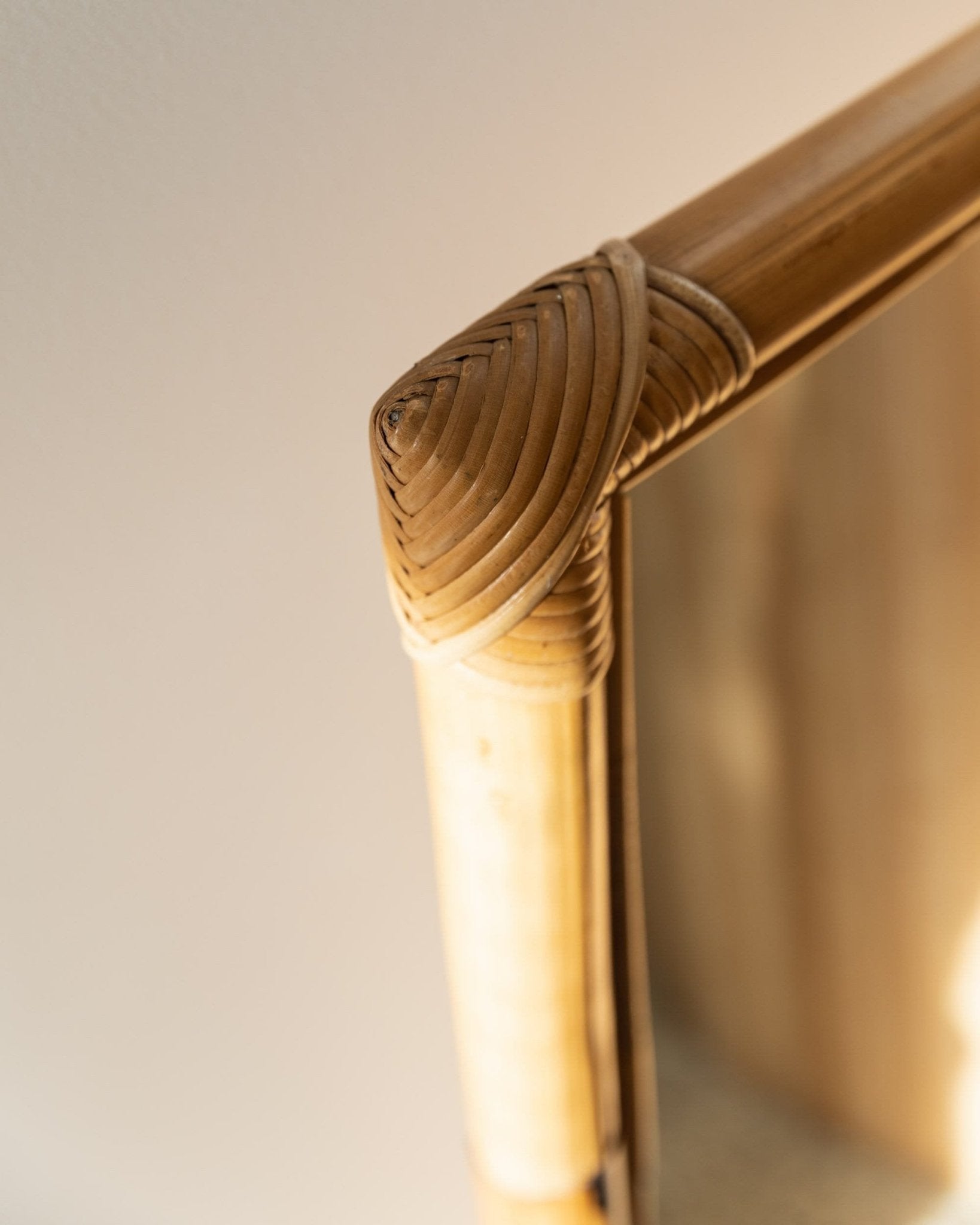 XL wall mirror made of bamboo wood - made in Italy - McM 1940s - Bottega Jacobs