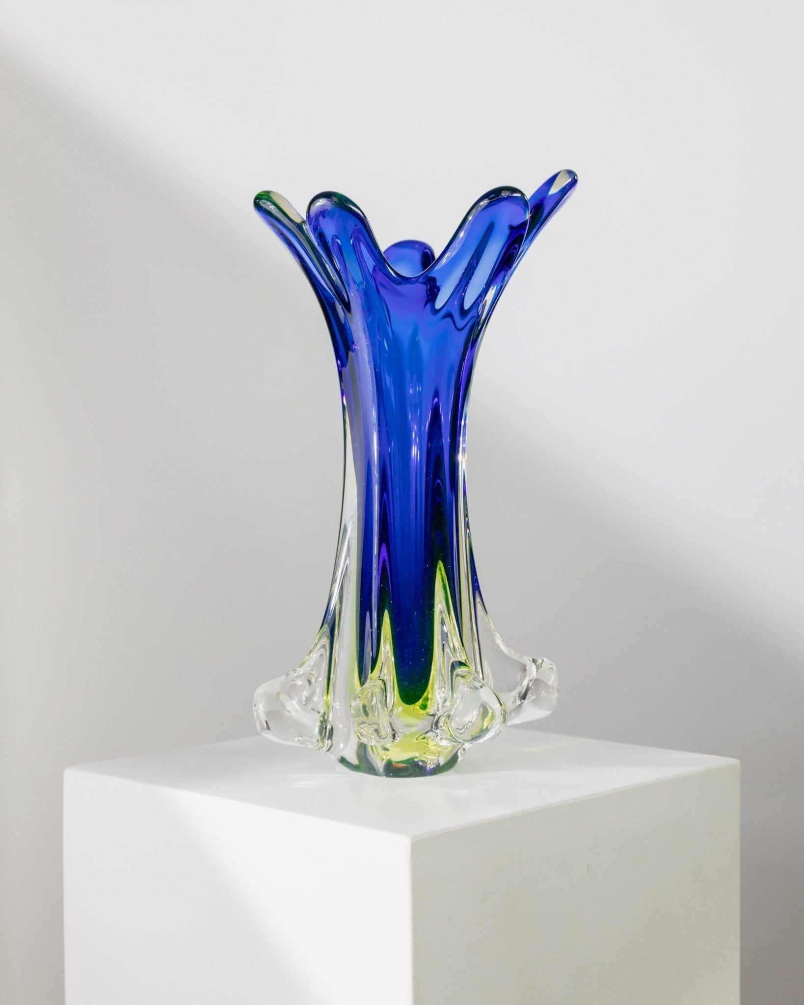 XXL Fratelli Toso Vase - Murano glass Art blue Italy 1970s - Decorative Flower Vase, elegant gift idea, colorful glassware, handcrafted_Bottega Jacobs