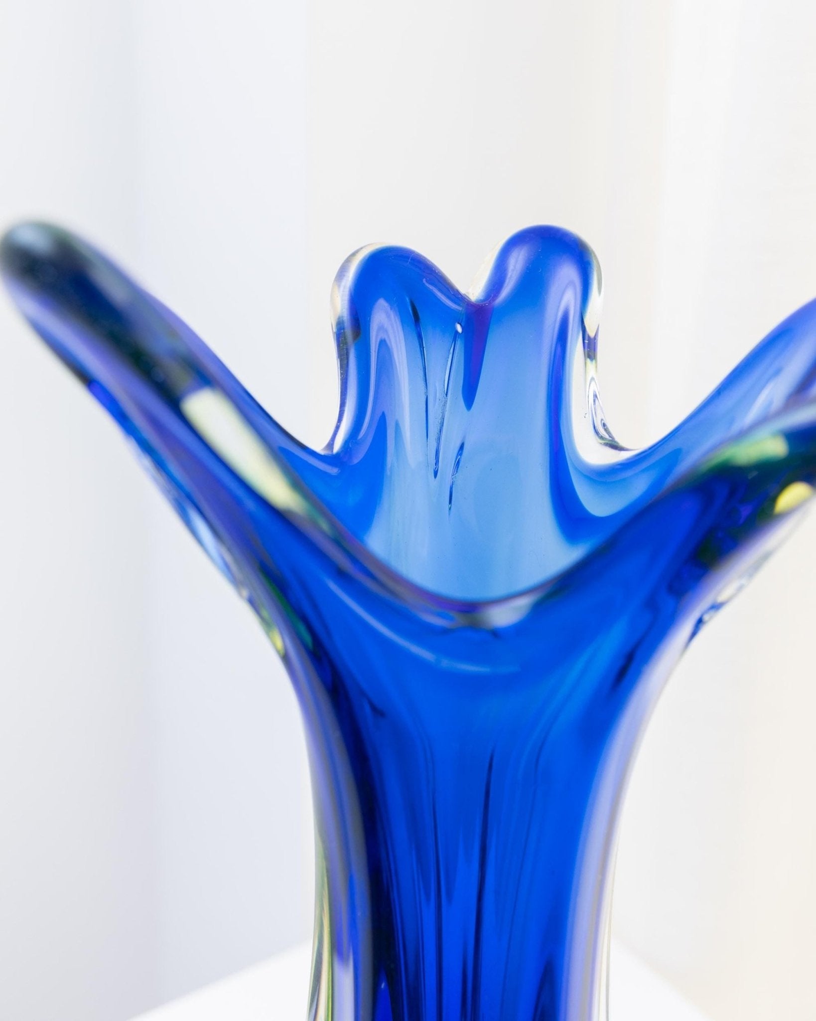 XXL Fratelli Toso Vase - Murano glass Art blue Italy 1970s - Decorative Flower Vase, elegant gift idea, colorful glassware, handcrafted_Bottega Jacobs
