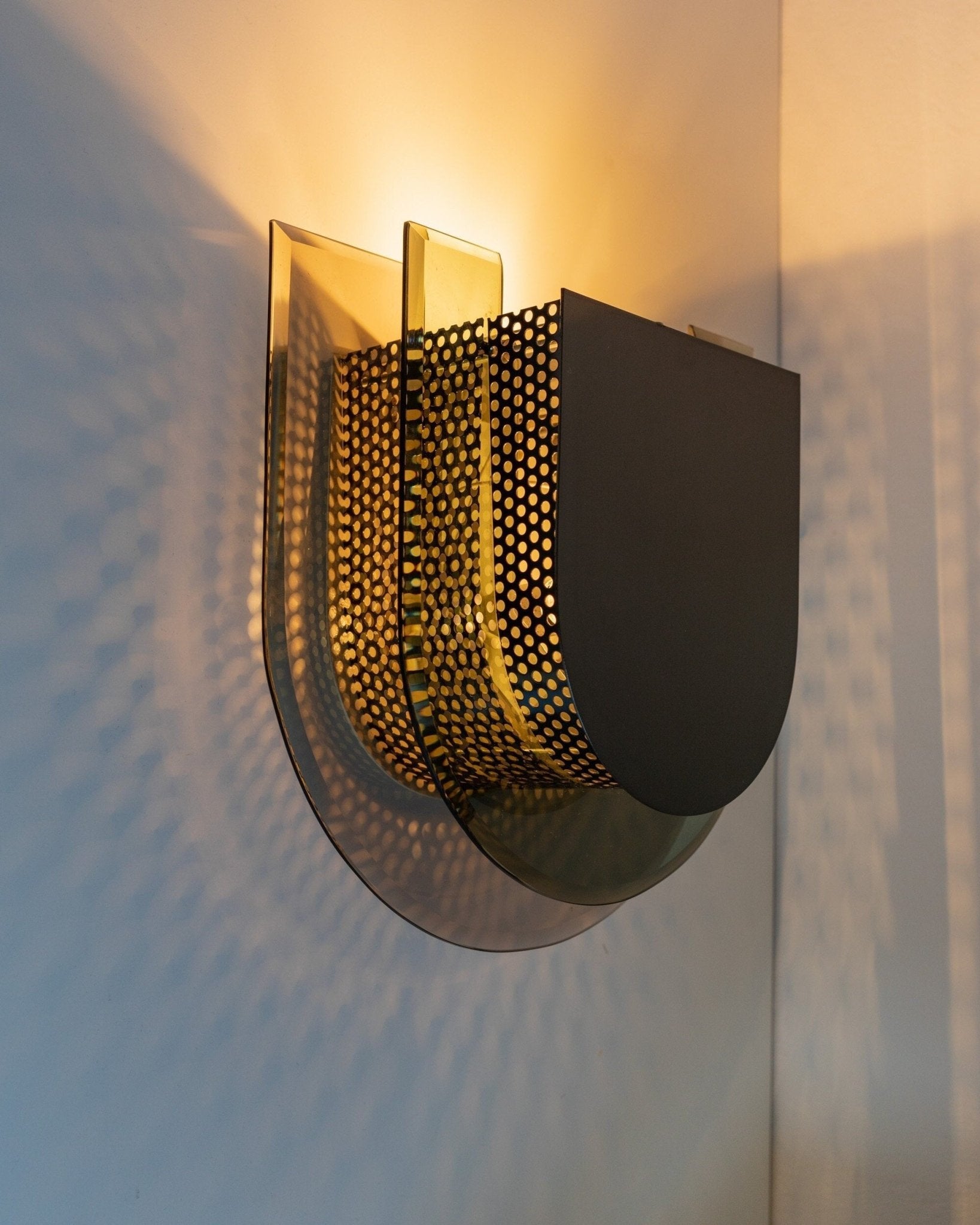 XXL mirrored glass wall lamp - Postmodern Memphis Style - Made in Italy 1970s - Bottega Jacobs