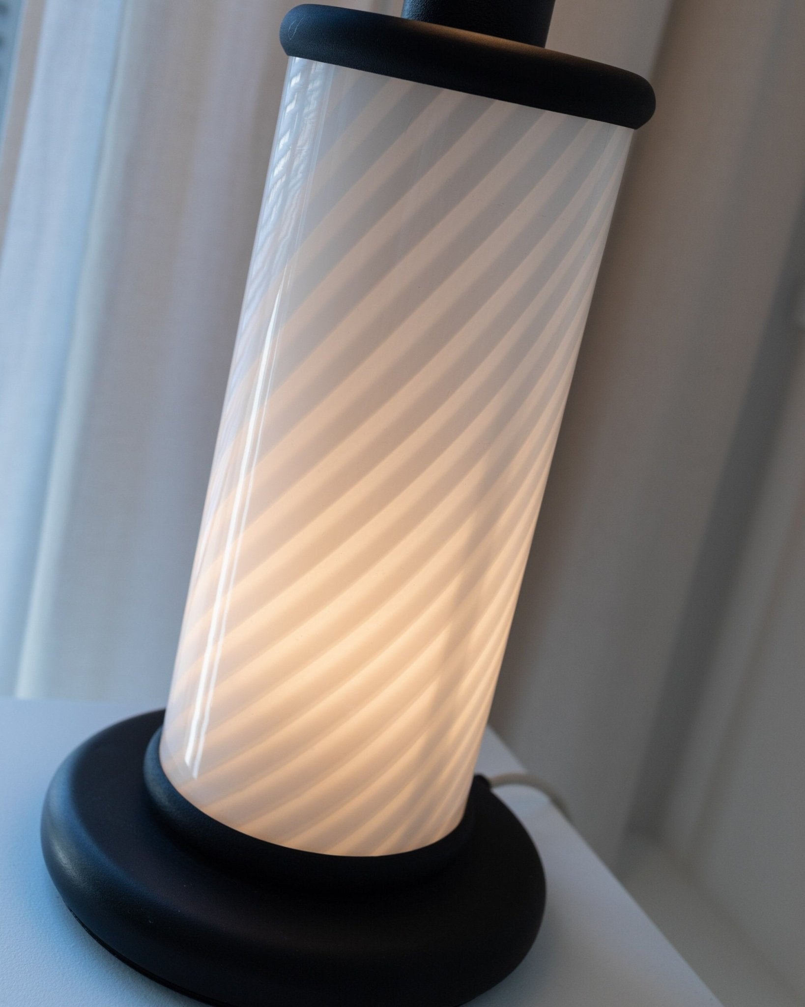 XXL Murano table lamp Swirl glass - Memphis handmade in Italy - Mid Century 1980s - Bottega Jacobs