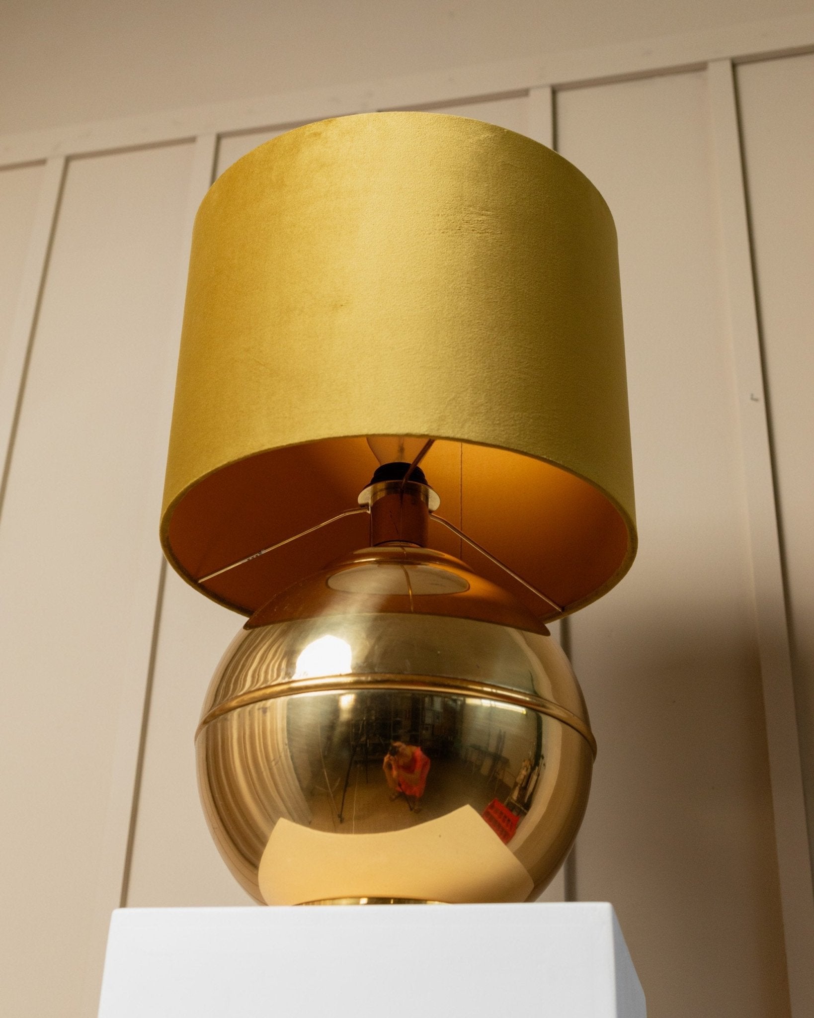 XXL vintage globe lamp Italy 1980s, golden velvet lampshade, Hollywood Regency style - Bottega Jacobs