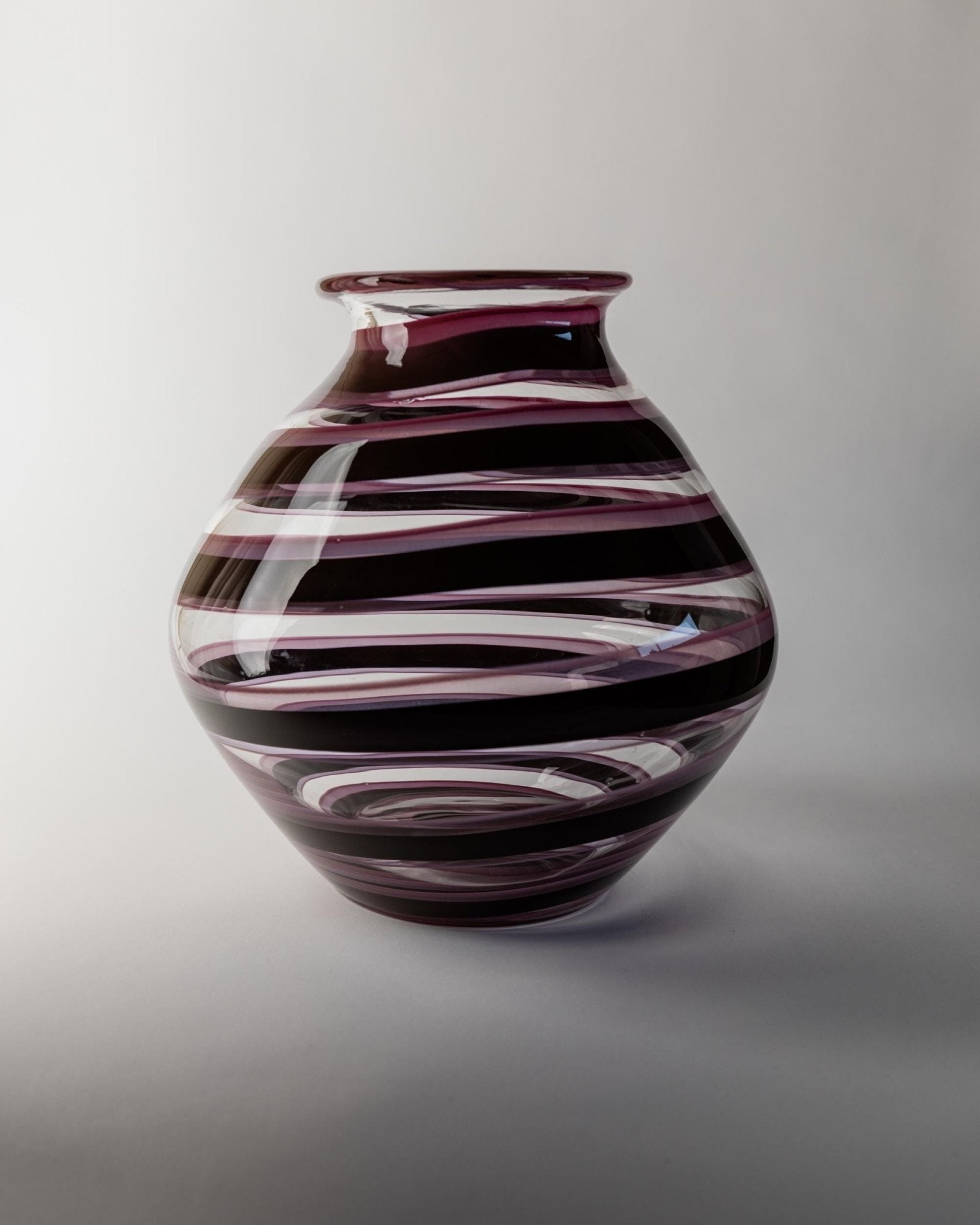 XXL Vintage Murano Glass Vase - Swirled Clear Glass with Purple Stripes, High heavy Quality Glass Art - Italy 1970s - Table Decor, Gift Idea_Bottega Jacobs
