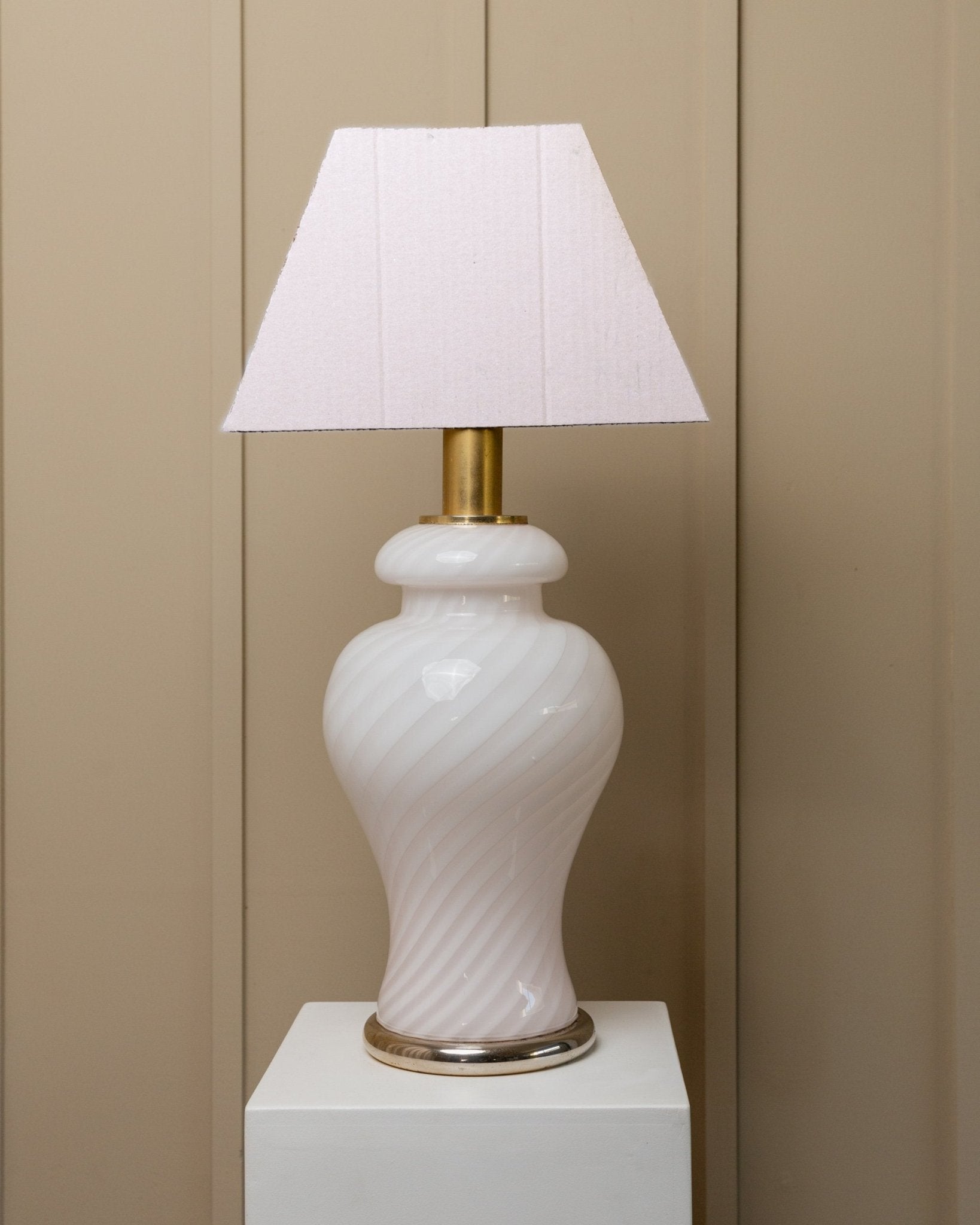 XXL vintage Murano table lamp 70s, soft pink, swirl mid - century design, mouth - blown glass Italy - Bottega Jacobs